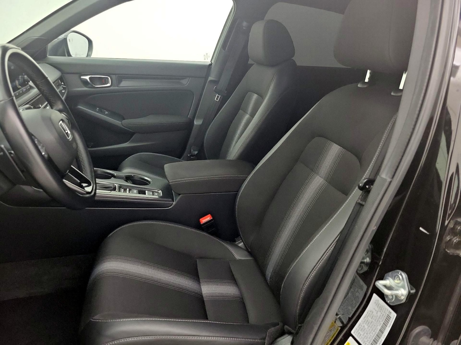 2025 Honda Civic Sport - Photo 12