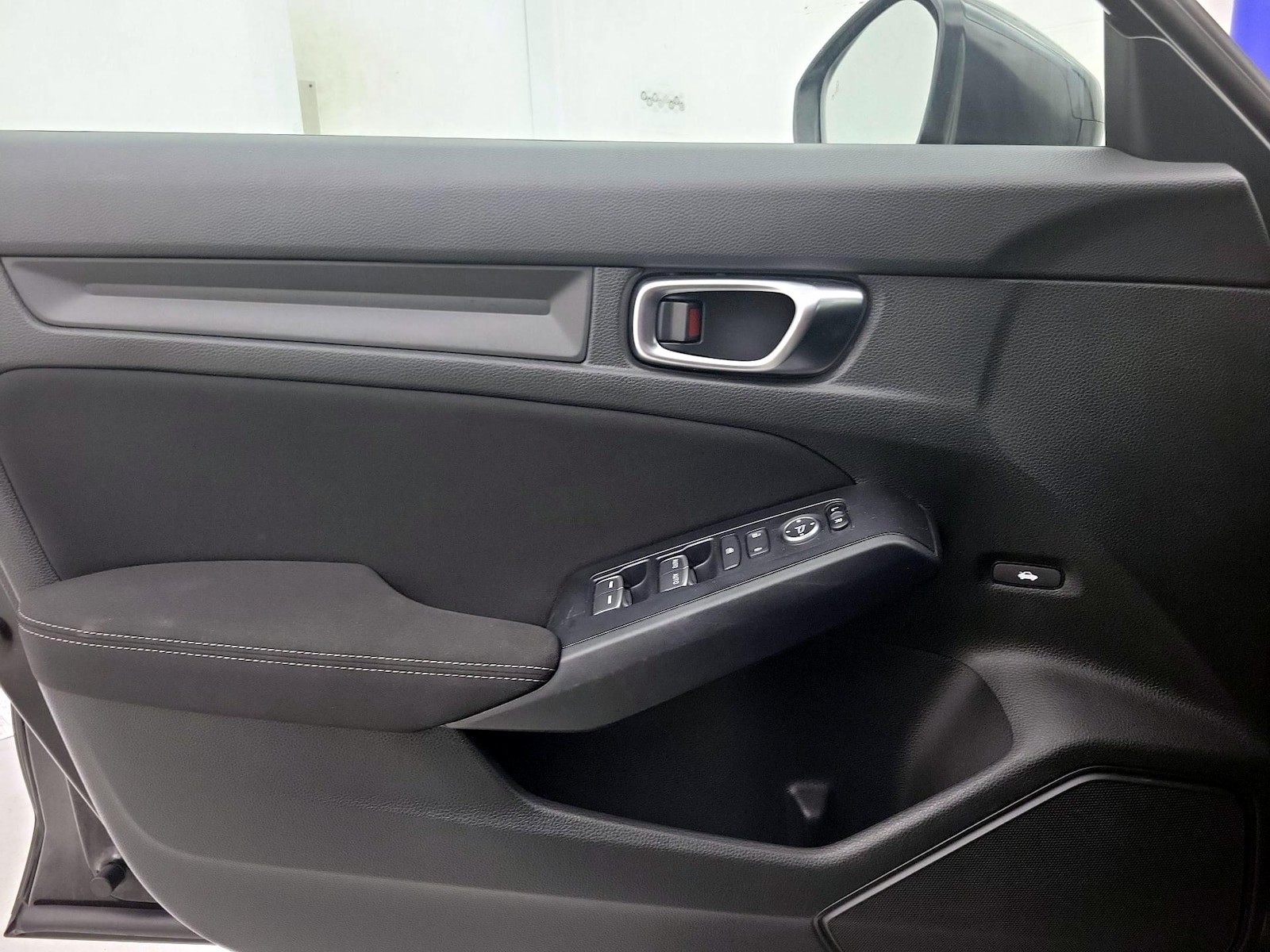 2025 Honda Civic Sport - Photo 13