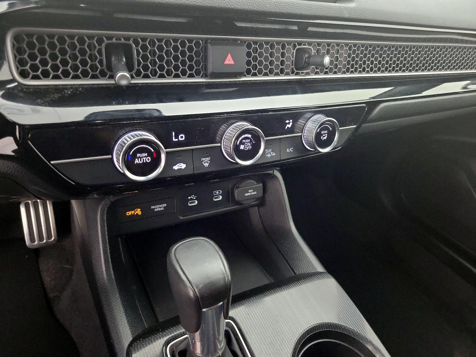 2025 Honda Civic Sport - Photo 17