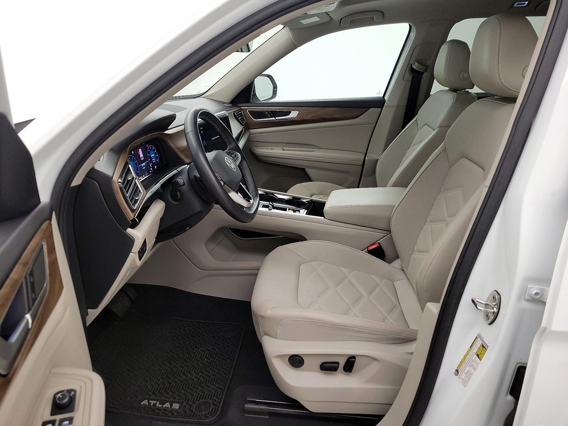 Thumbnail: 2024 Volkswagen Atlas - 11