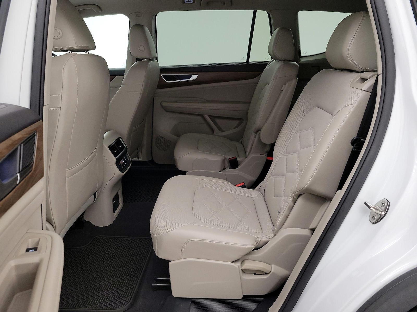 Rear Air Conditioning