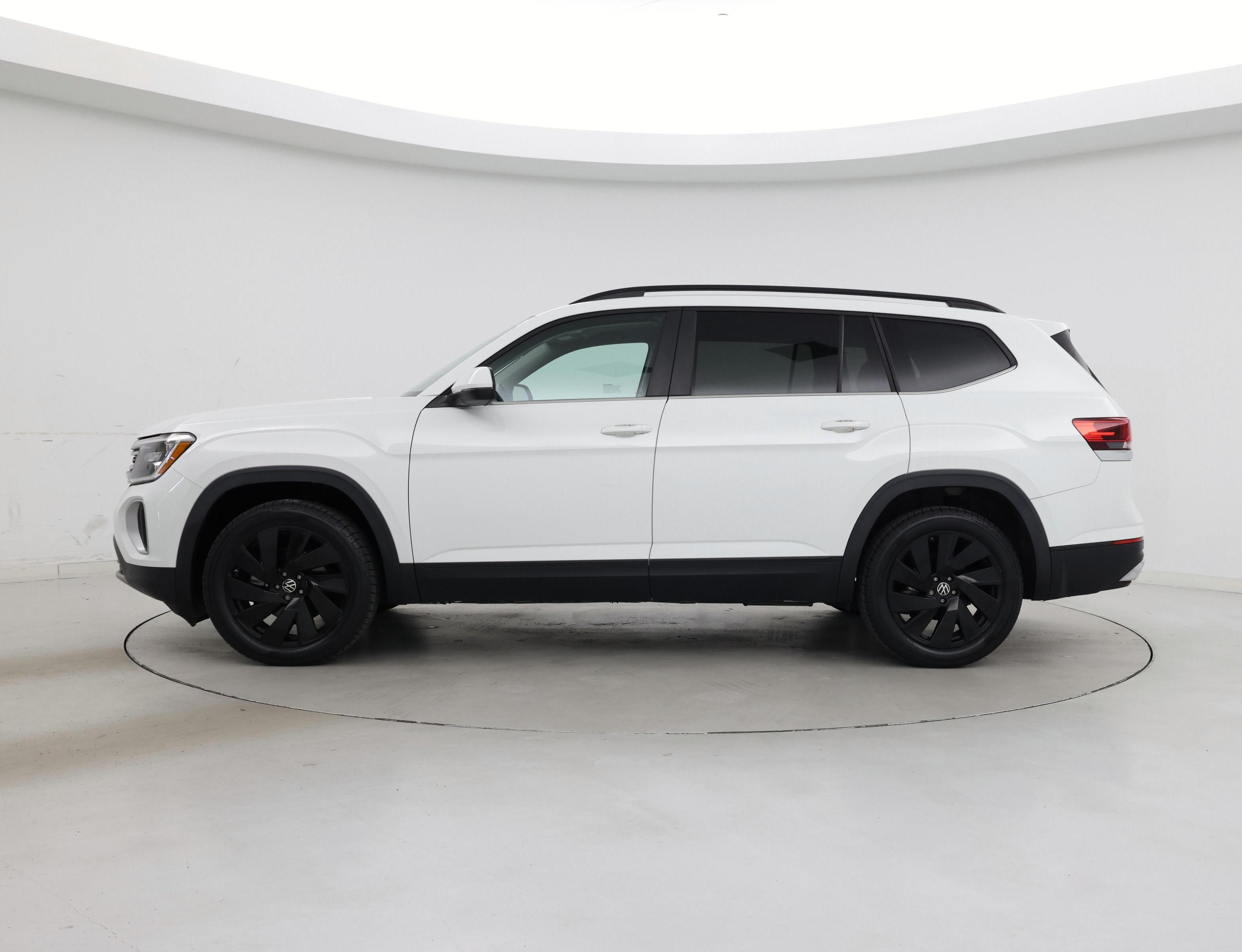 Thumbnail: 2024 Volkswagen Atlas - 3