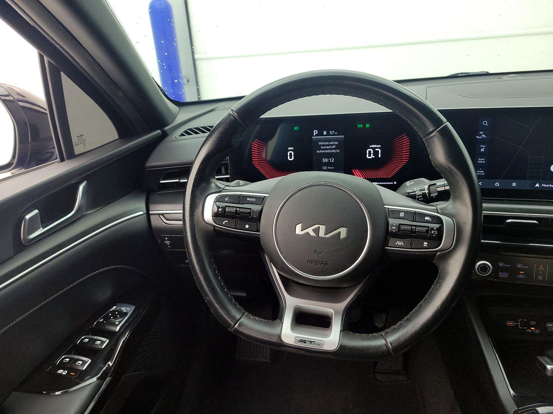 Thumbnail: 2025 Kia K5 - 10