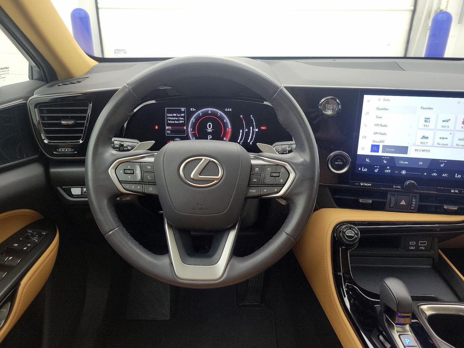 2024 Lexus NX 250 - Photo 11