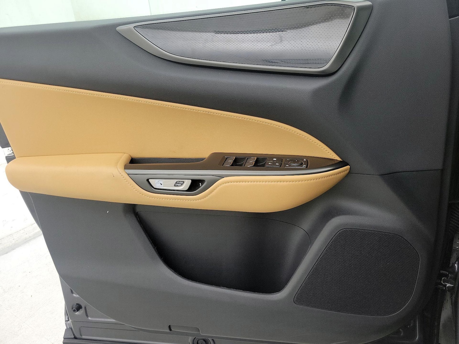 2024 Lexus NX 250 - Photo 13