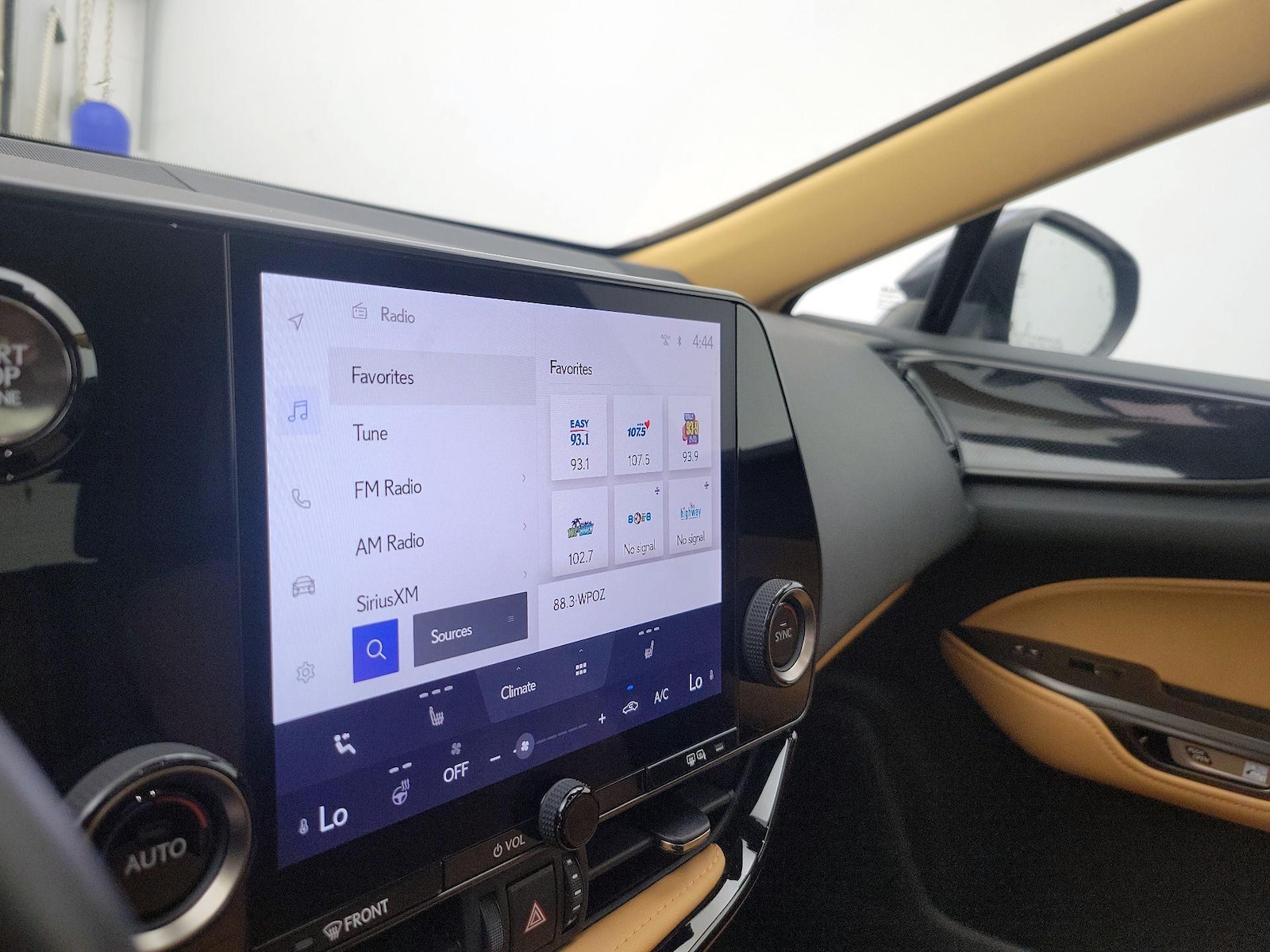 2024 Lexus NX 250 - Photo 16