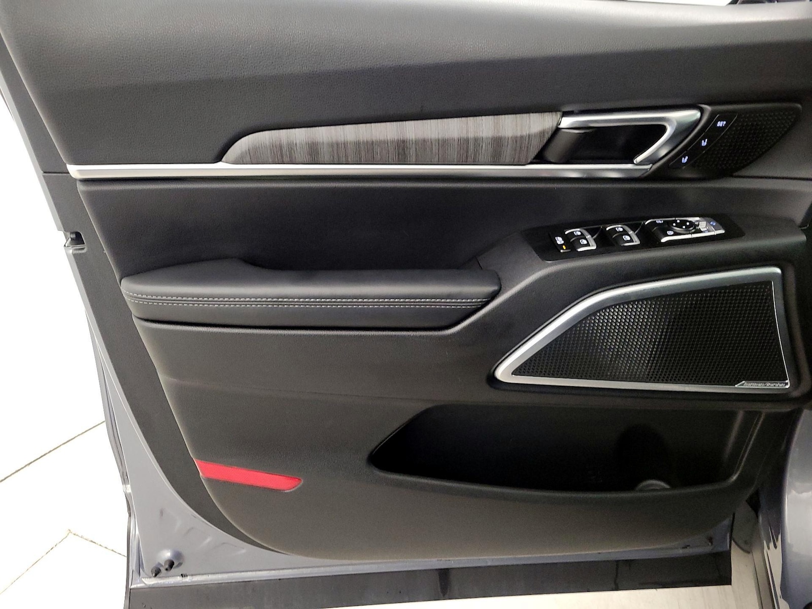 2024 Kia Telluride SX - Photo 13