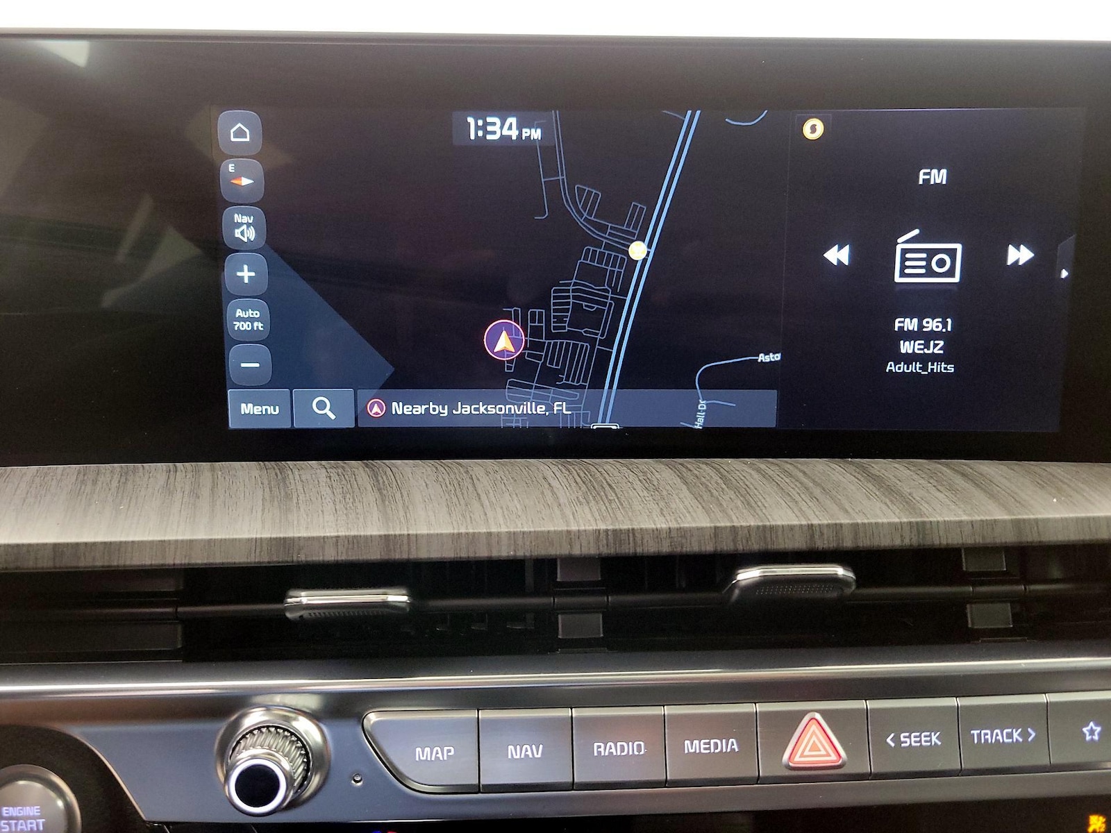 2024 Kia Telluride SX - Photo 15