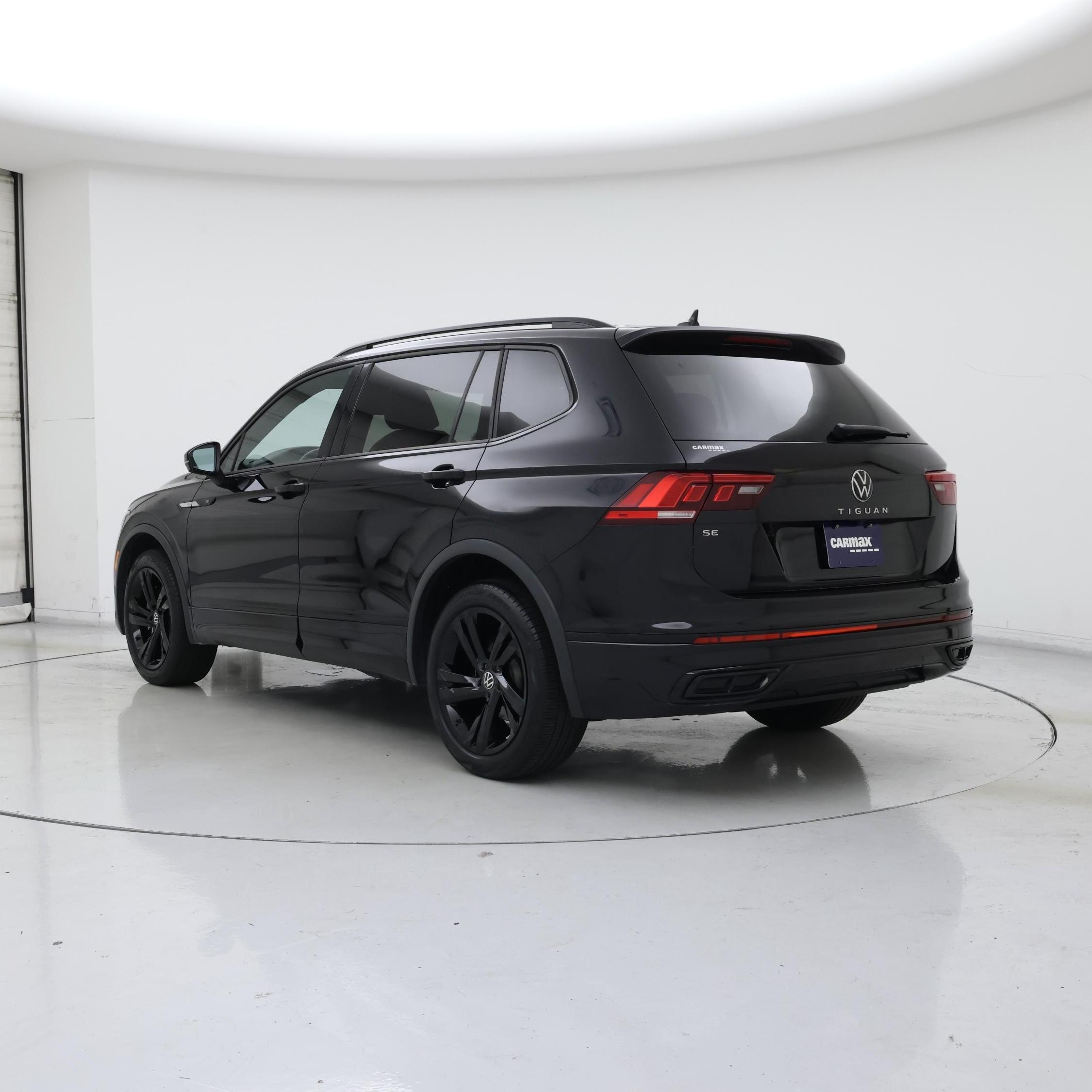 Thumbnail: 2024 Volkswagen Tiguan - 2