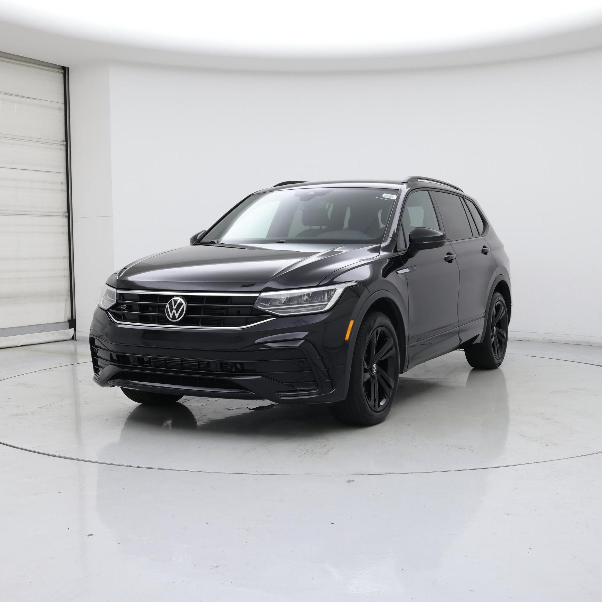 Thumbnail: 2024 Volkswagen Tiguan - 4