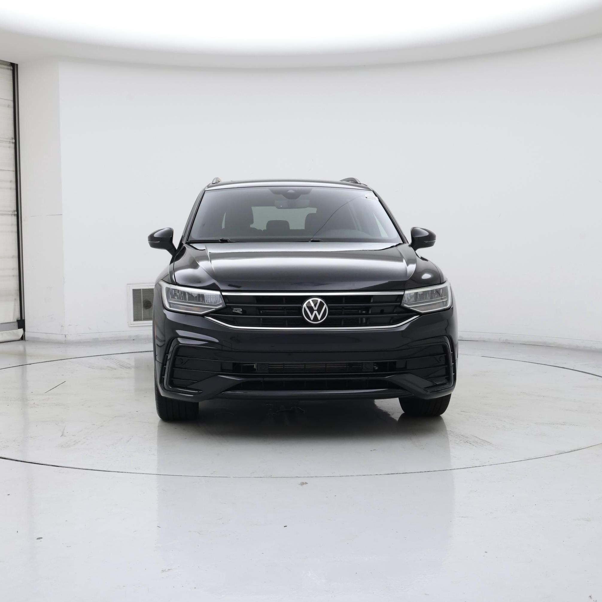 Thumbnail: 2024 Volkswagen Tiguan - 5