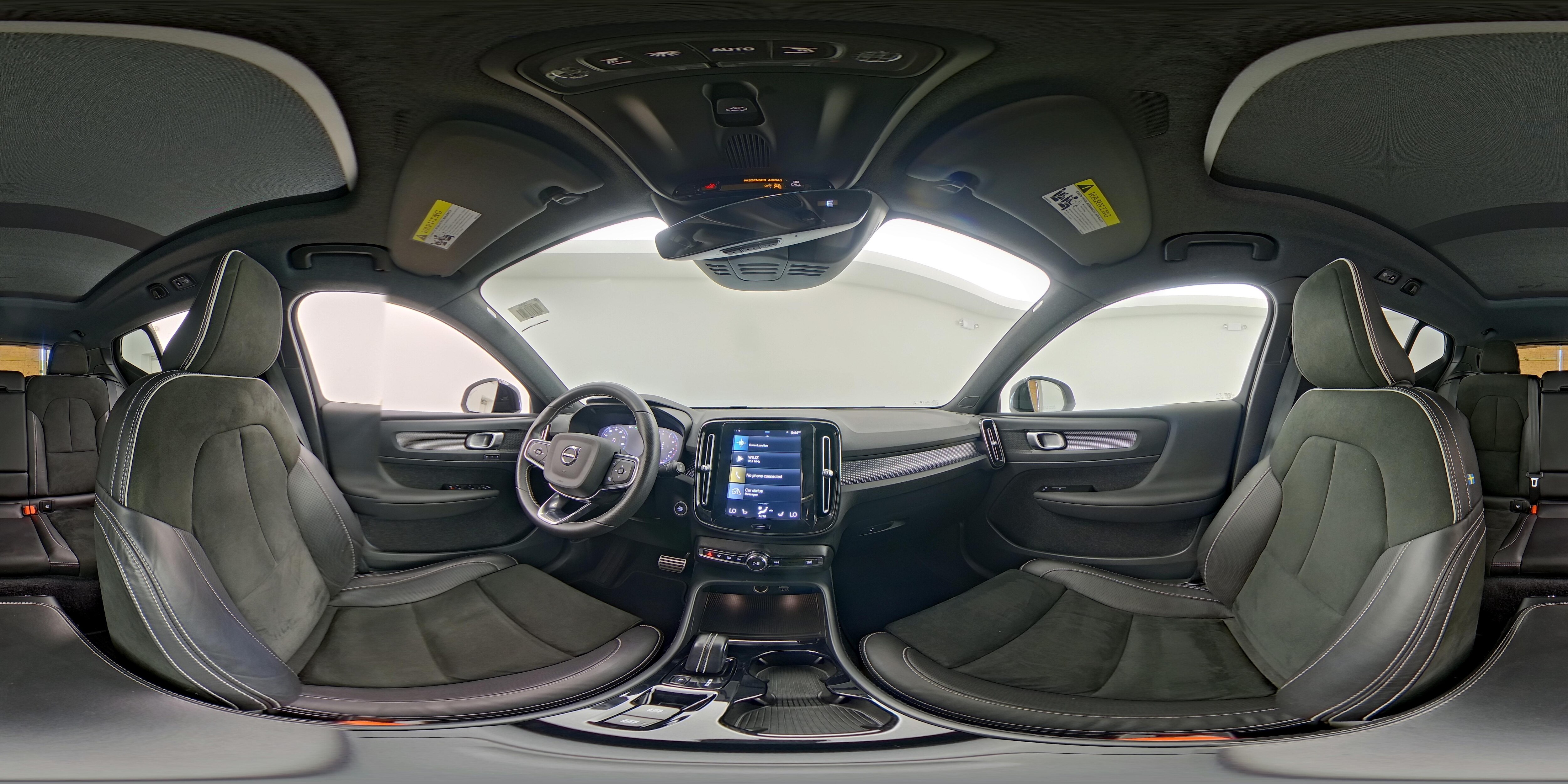 2021 Volvo XC40 R-Design - Photo 26