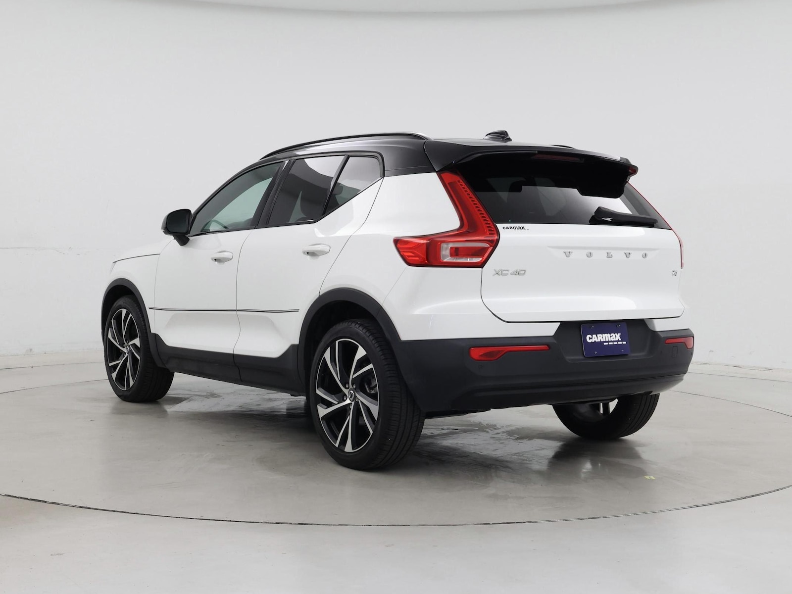 2021 Volvo XC40 R-Design - Photo 3