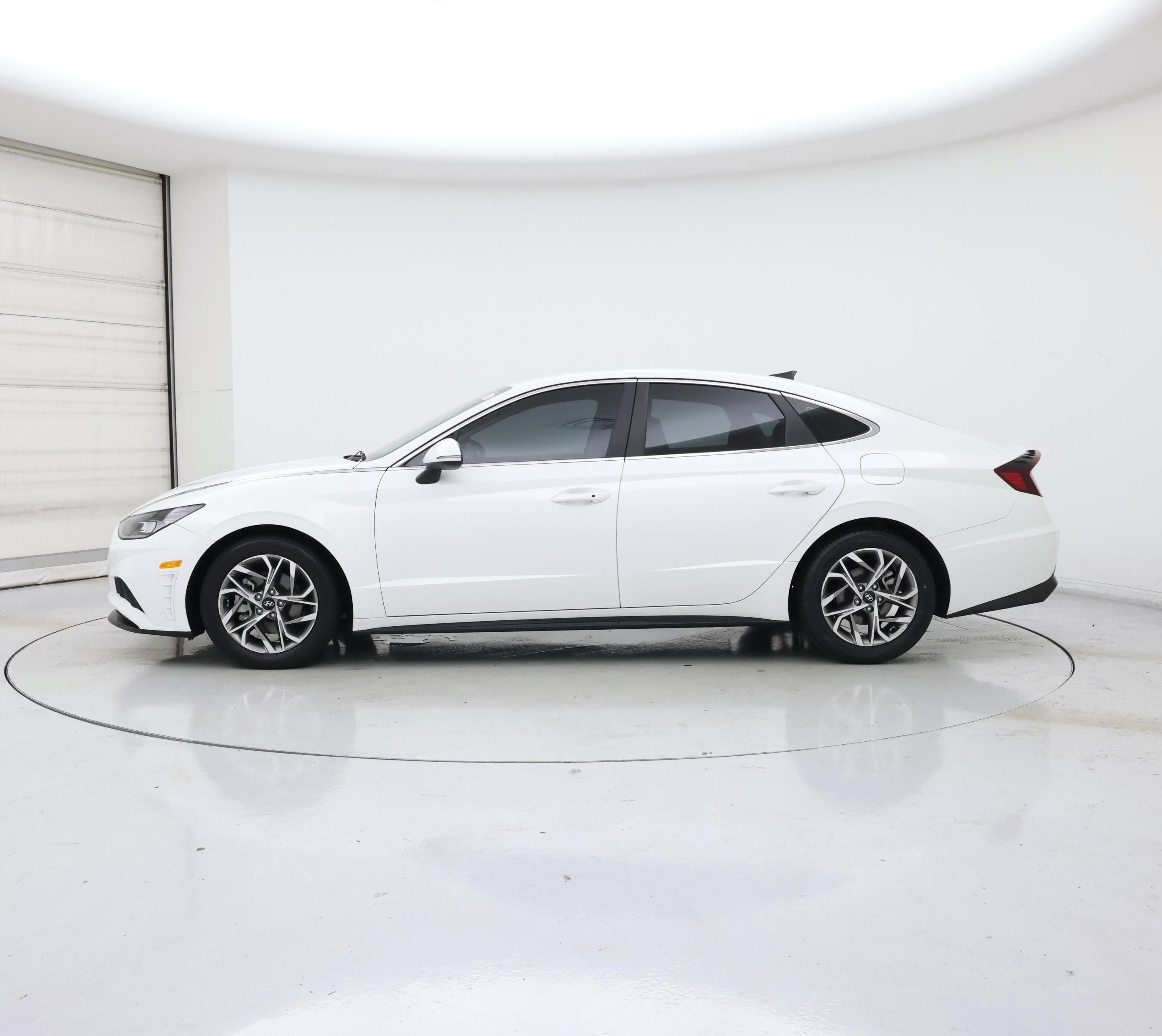Thumbnail: 2021 Hyundai Sonata - 3