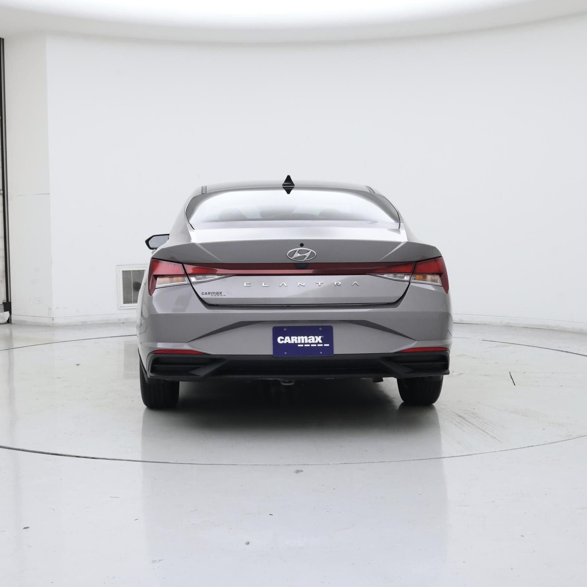 Thumbnail: 2022 Hyundai Elantra - 6