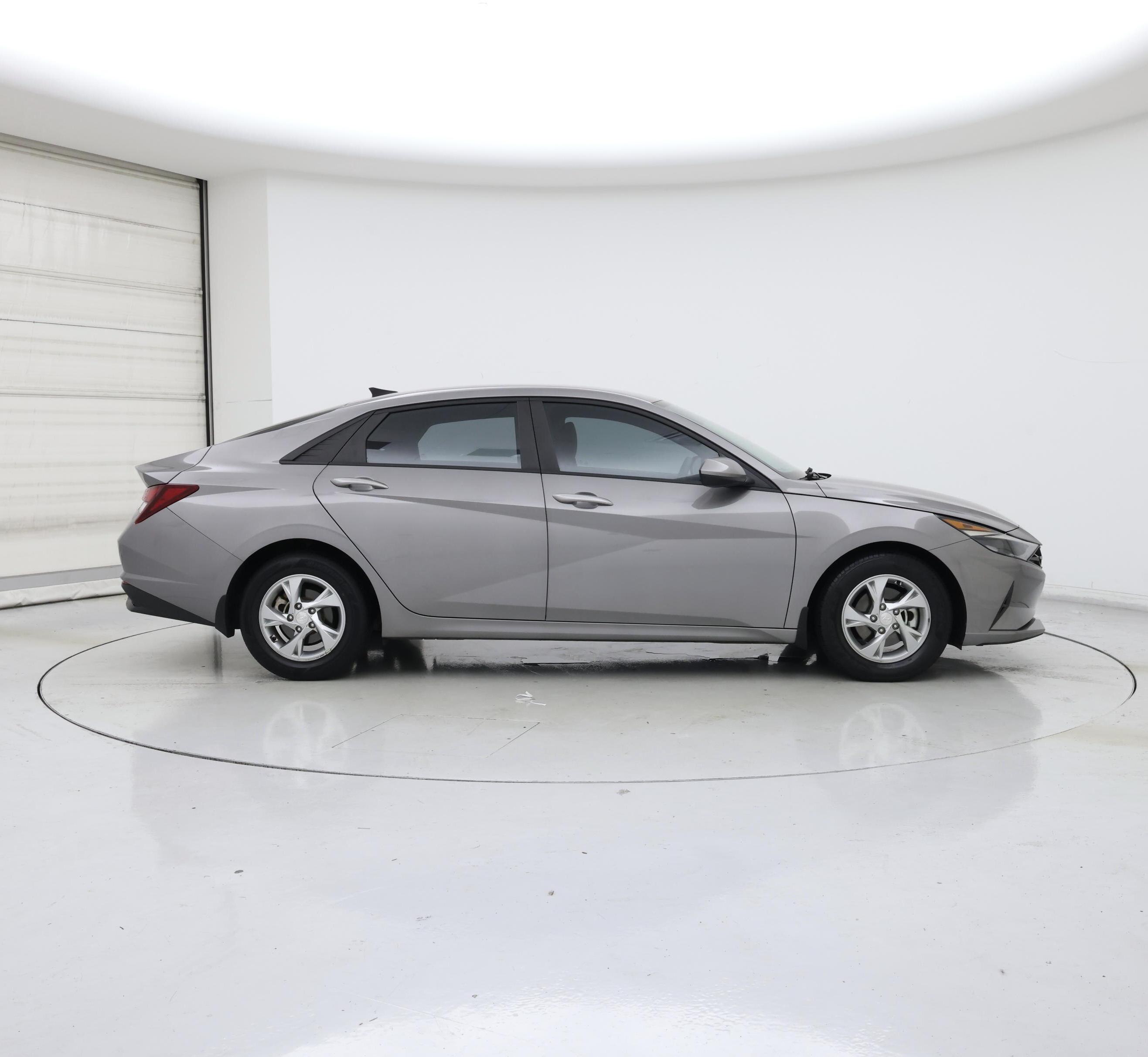 Thumbnail: 2022 Hyundai Elantra - 7