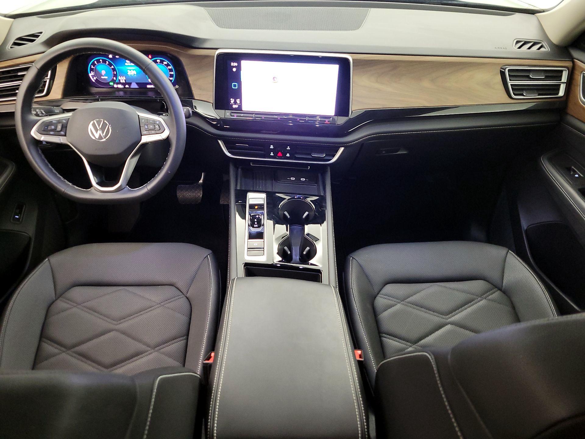Thumbnail: 2025 Volkswagen Atlas - 9