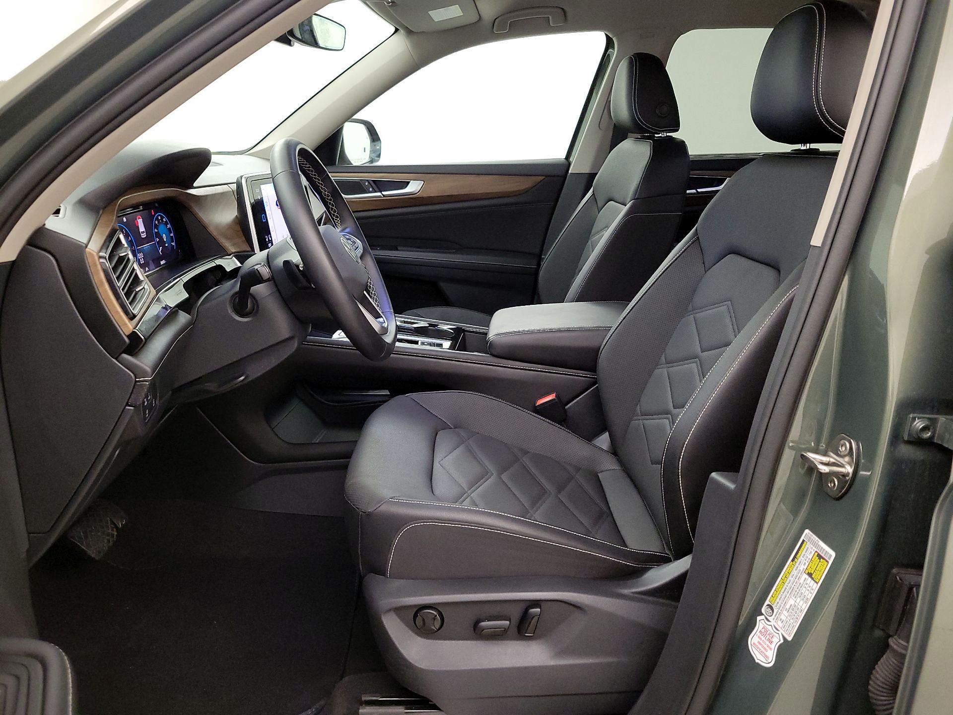 Thumbnail: 2025 Volkswagen Atlas - 11