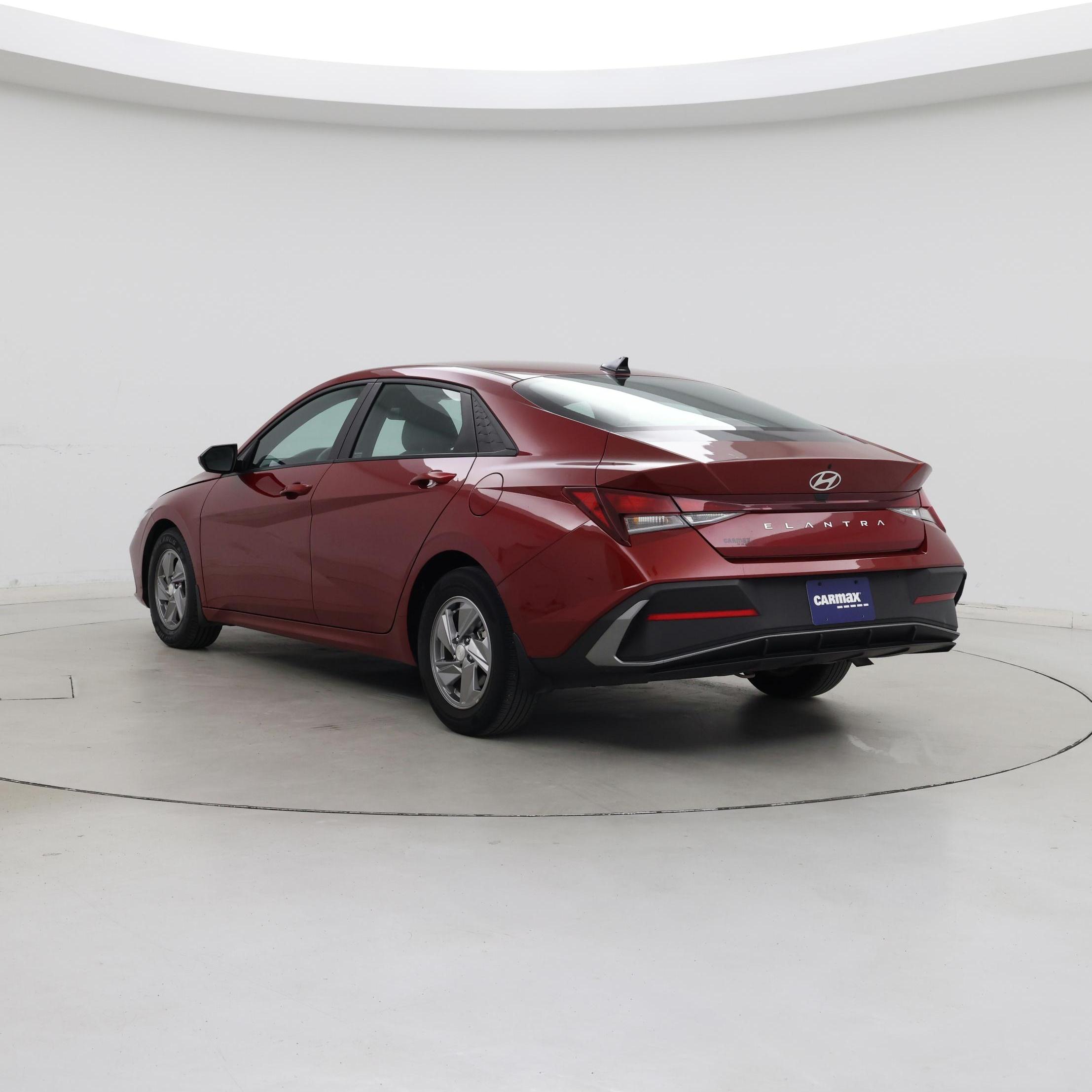Thumbnail: 2025 Hyundai Elantra - 2