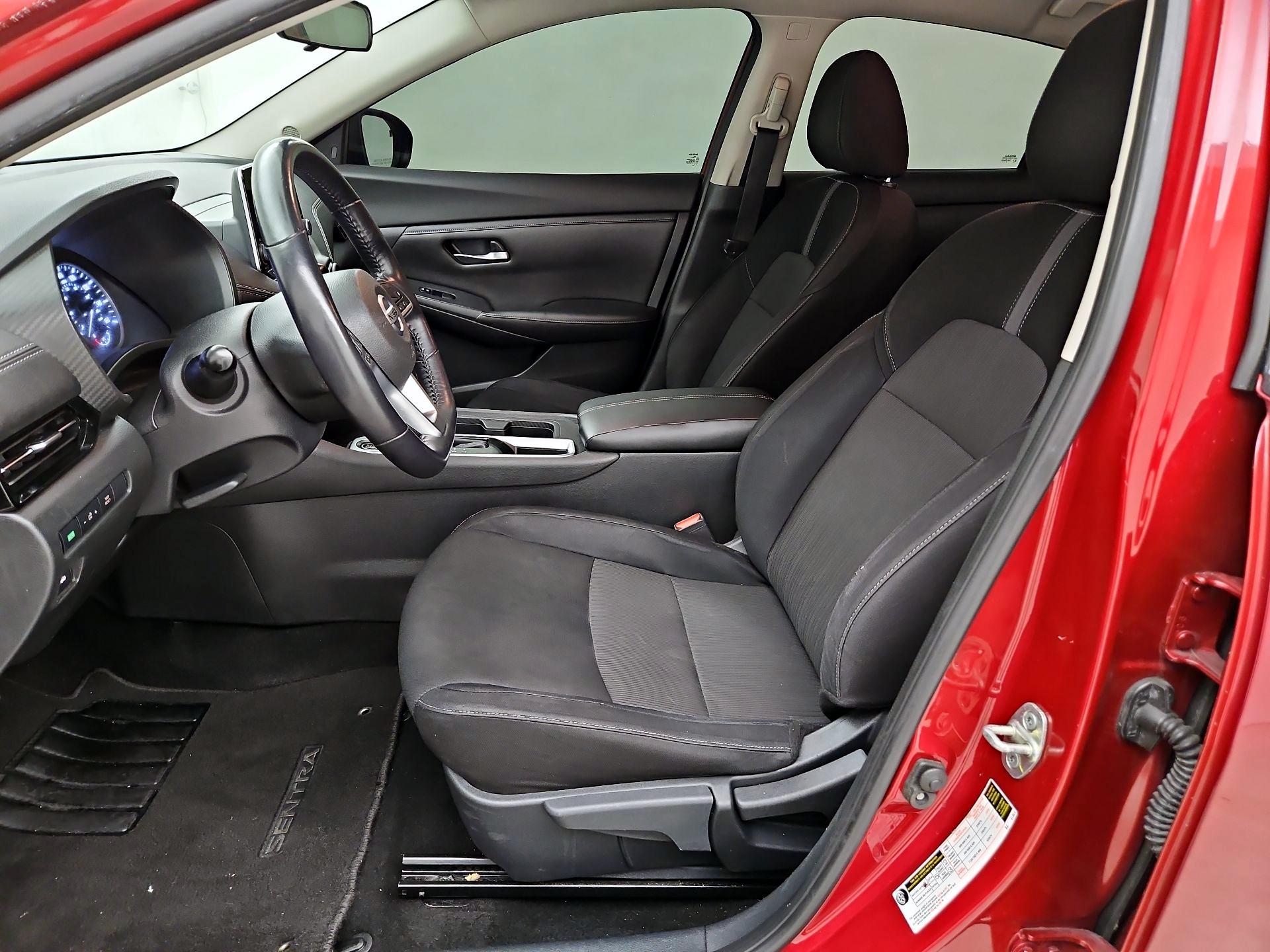 Thumbnail: 2020 Nissan Sentra - 11