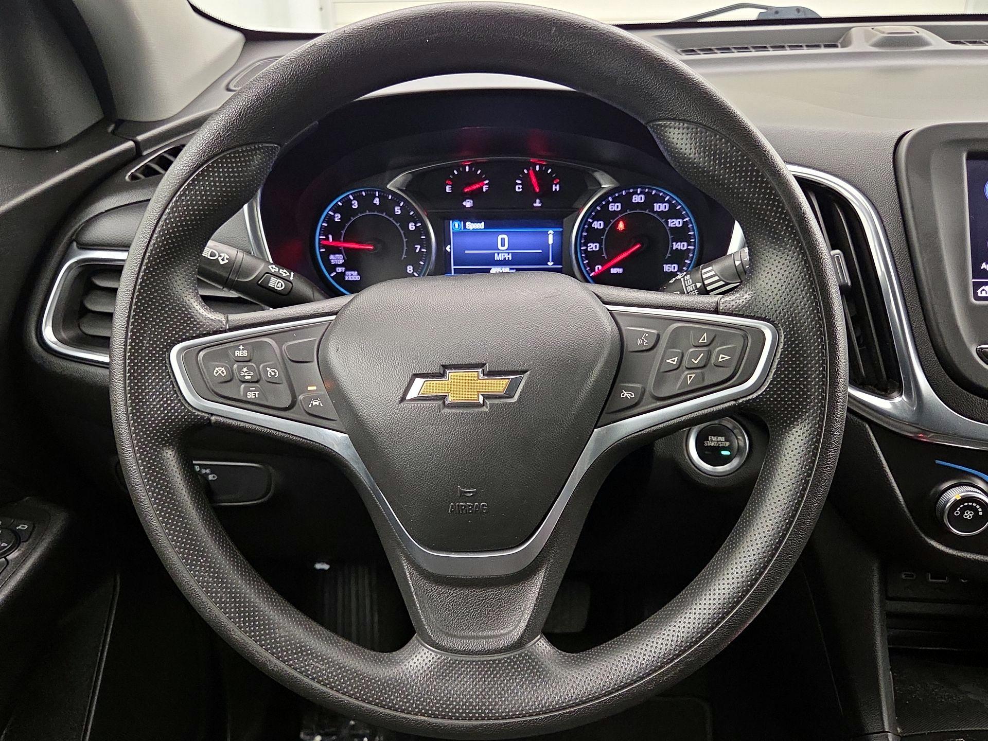 Thumbnail: 2022 Chevrolet Equinox - 10