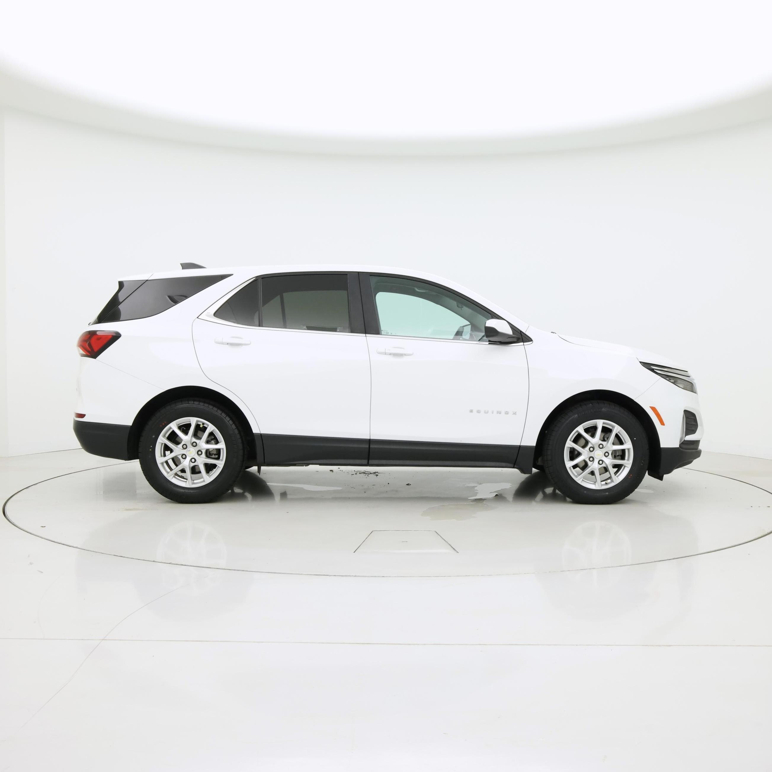 Thumbnail: 2022 Chevrolet Equinox - 7