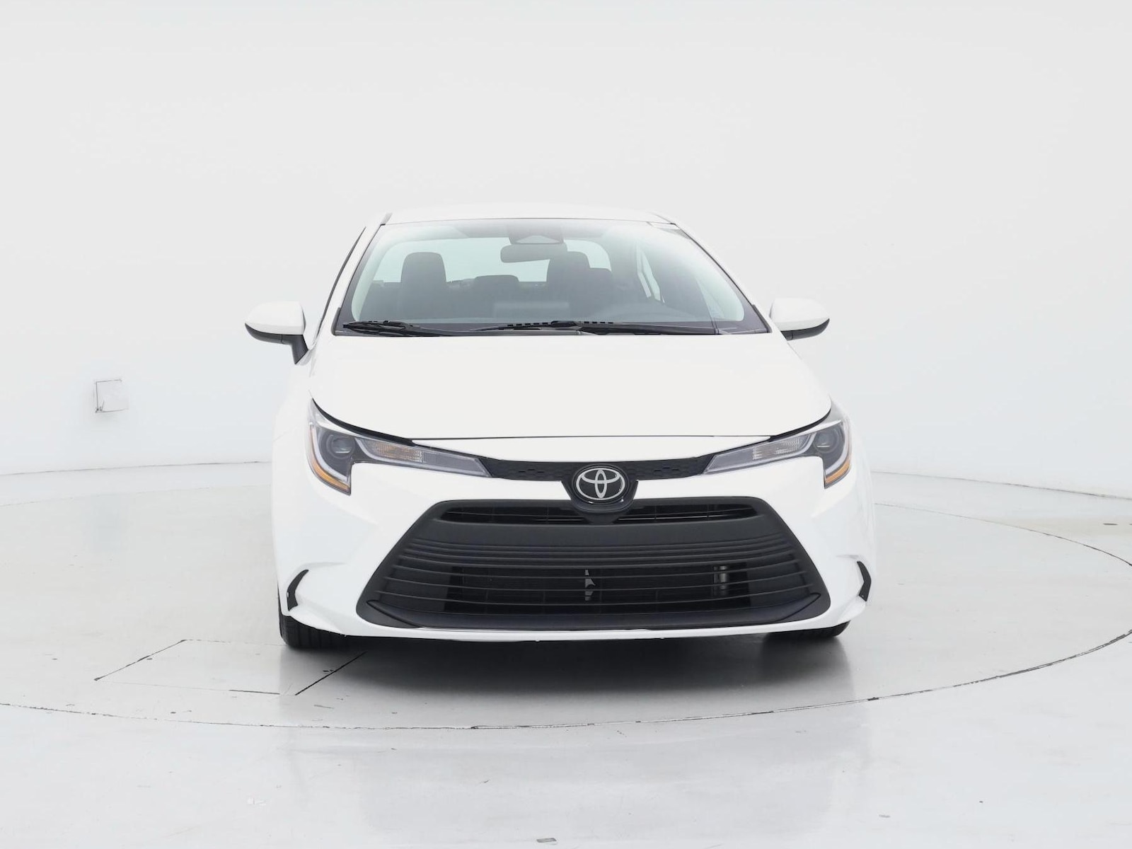 2025 Toyota Corolla LE - Photo 6