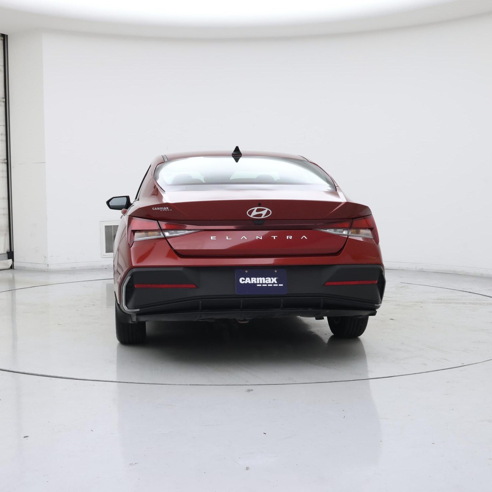 Thumbnail: 2024 Hyundai Elantra - 6