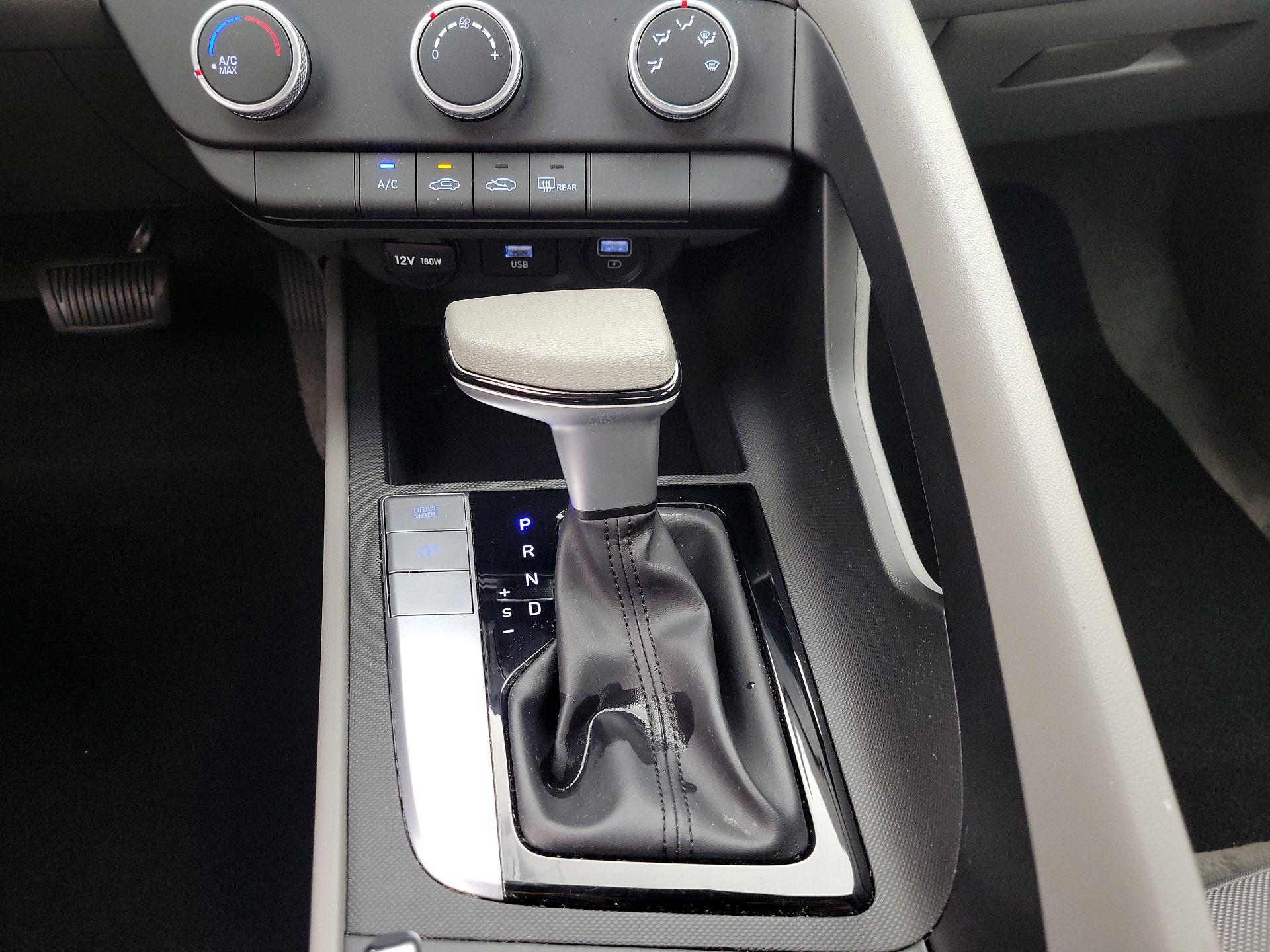 Thumbnail: 2023 Hyundai Elantra - 17