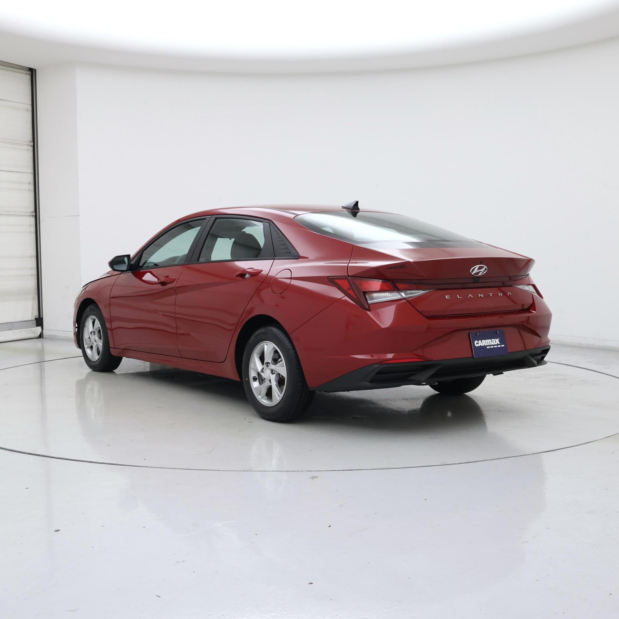 Thumbnail: 2023 Hyundai Elantra - 2