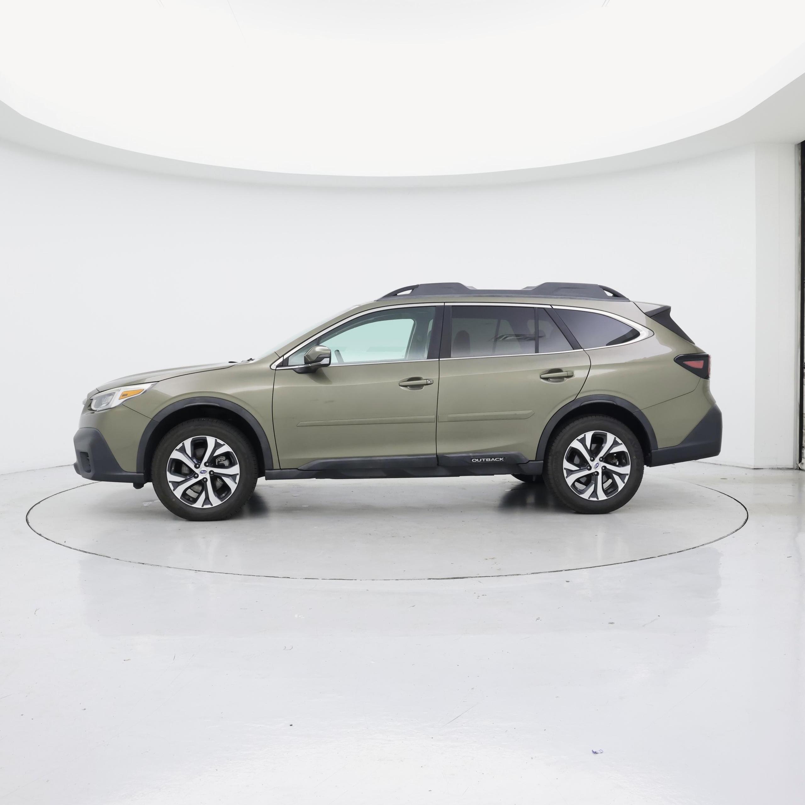 Thumbnail: 2022 Subaru Outback - 3