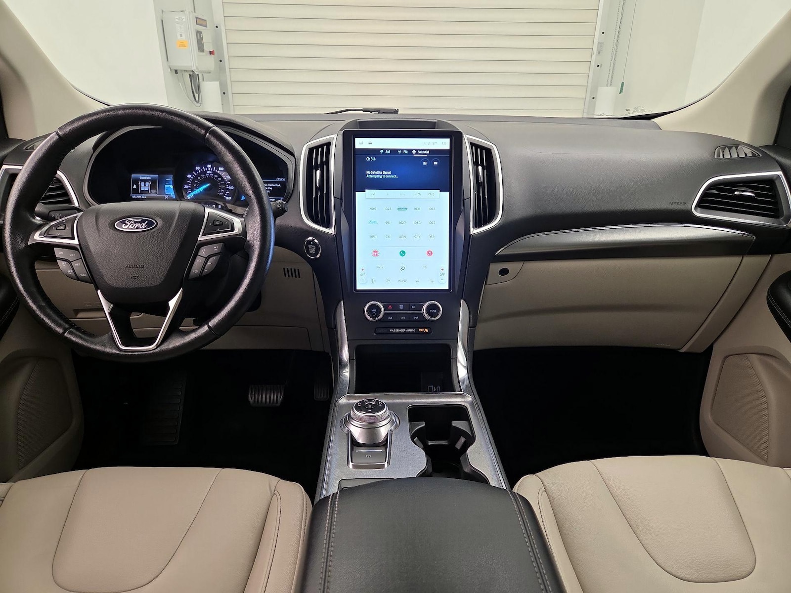 2022 Ford Edge Titanium - Photo 10