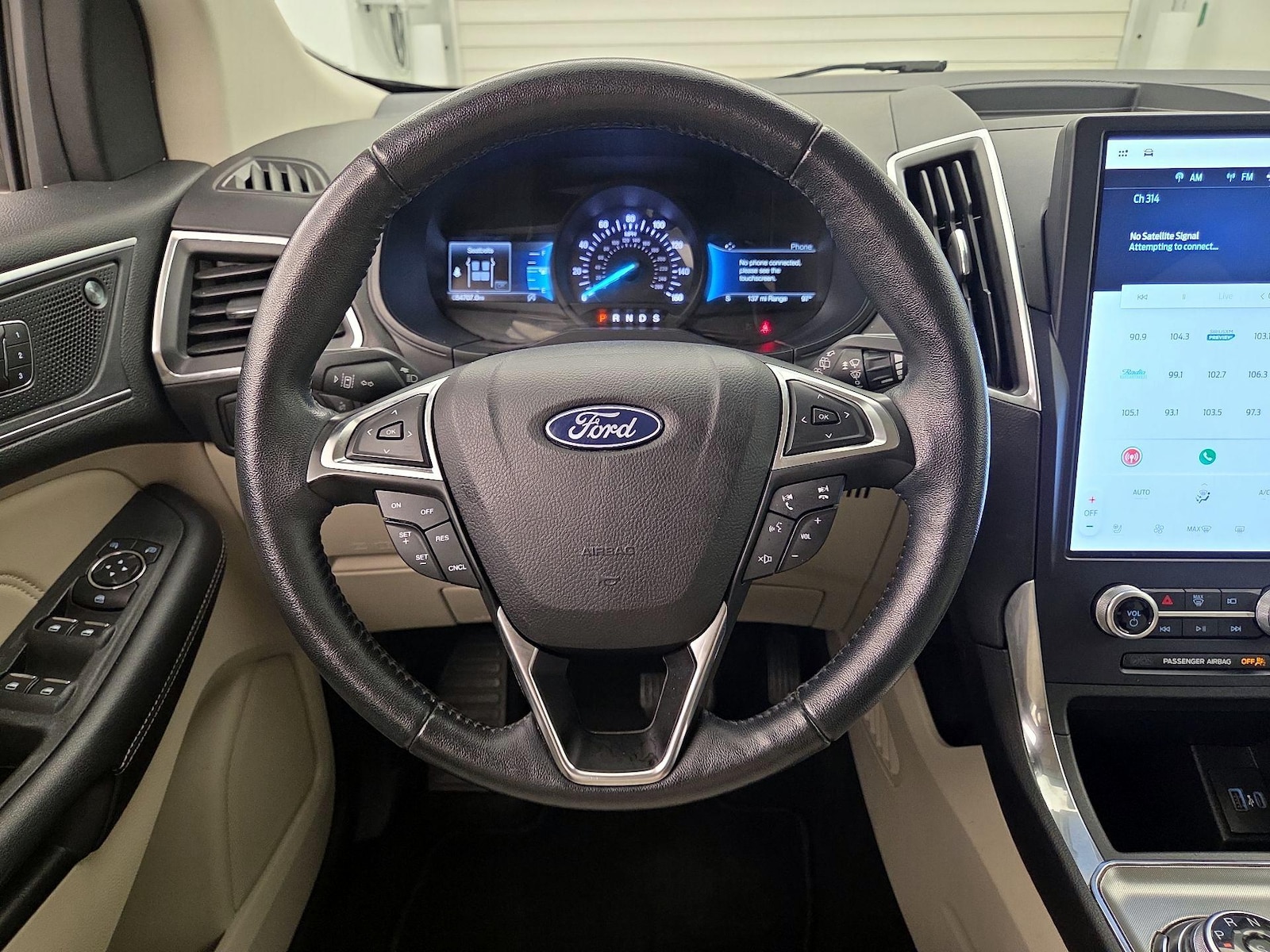 2022 Ford Edge Titanium - Photo 11