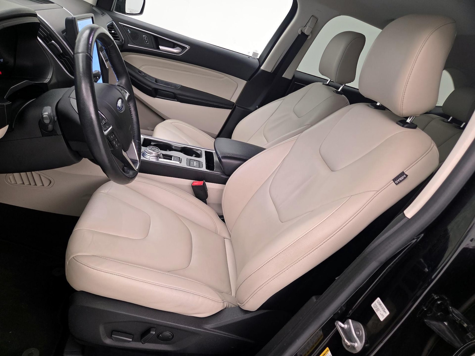 2022 Ford Edge Titanium - Photo 12