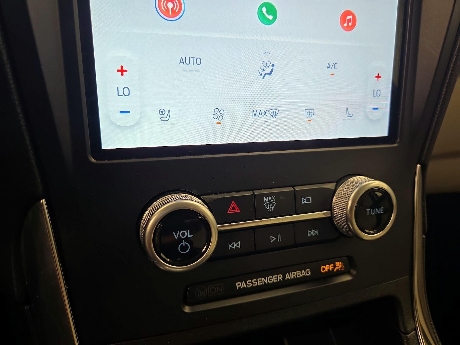 2022 Ford Edge Titanium - Photo 17