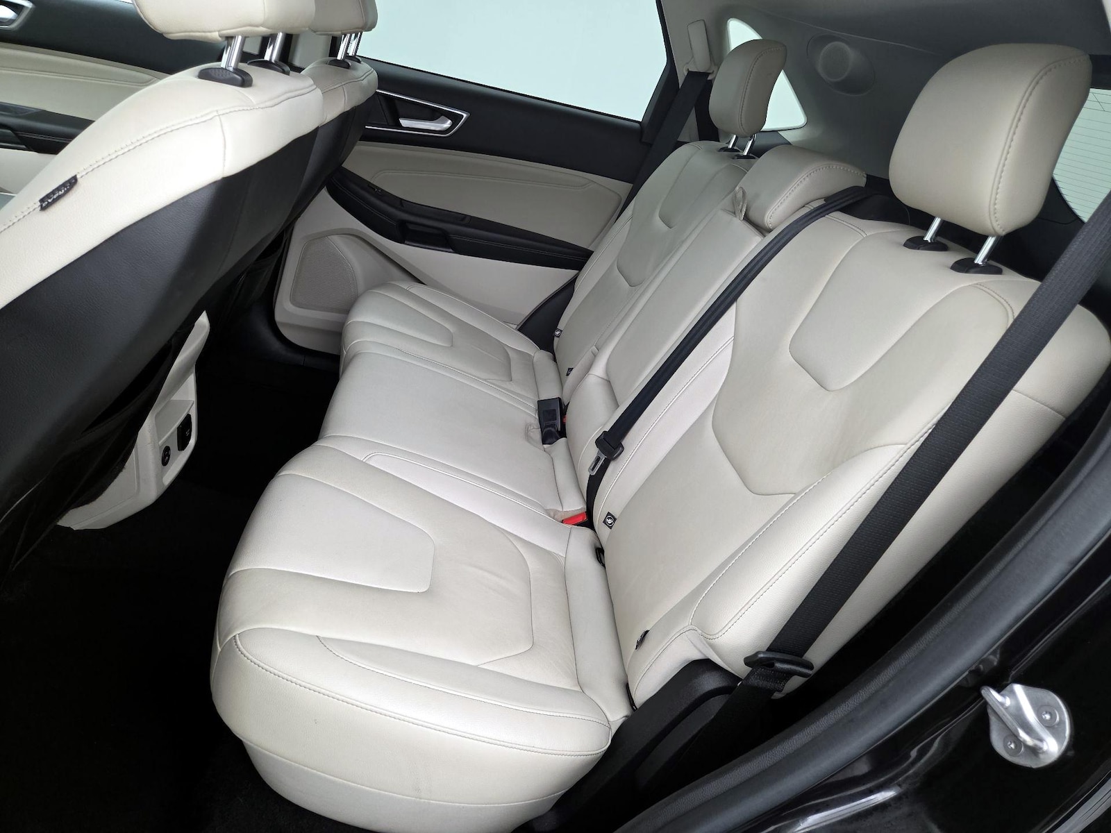 2022 Ford Edge Titanium - Photo 20