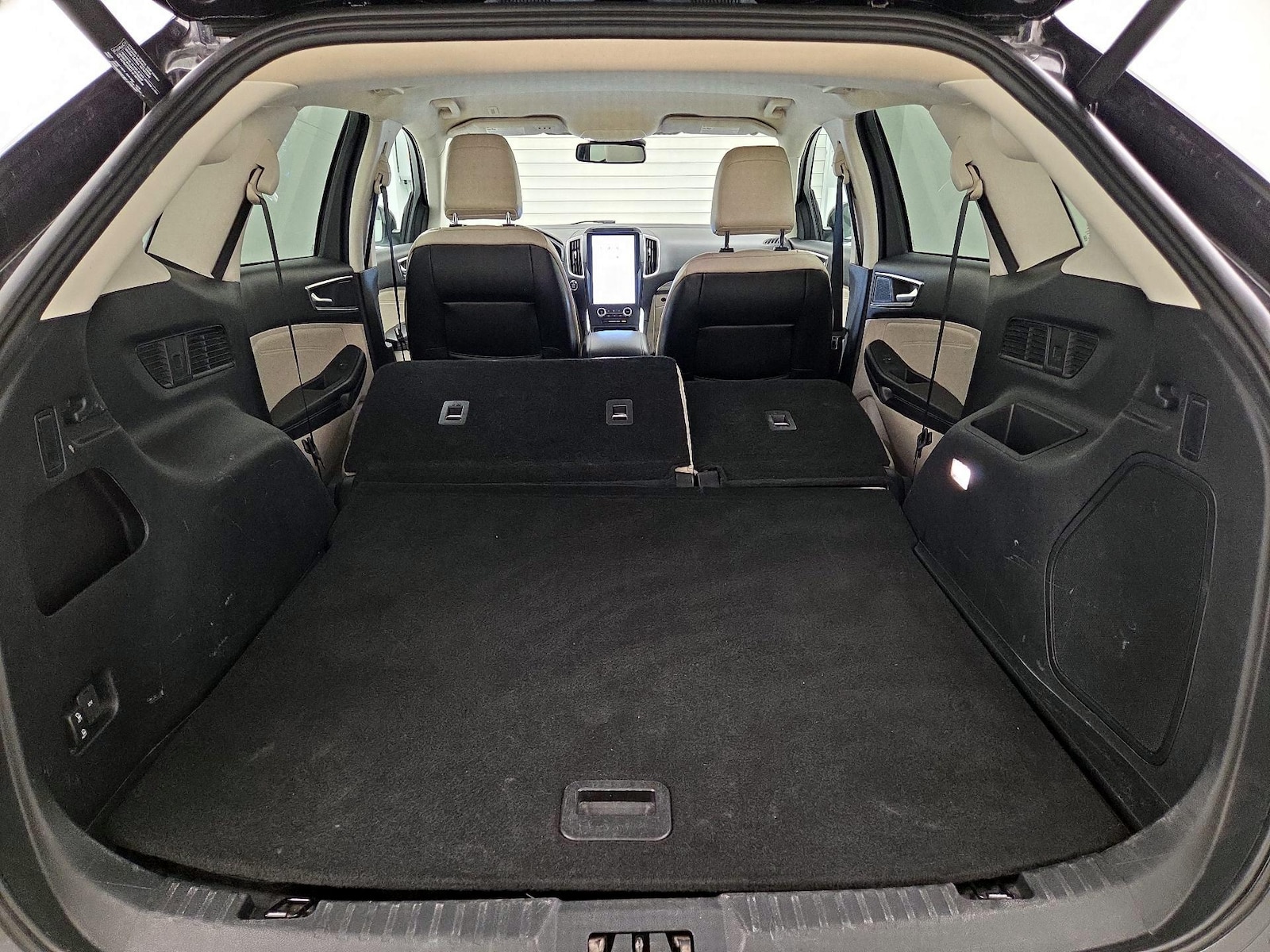 2022 Ford Edge Titanium - Photo 22