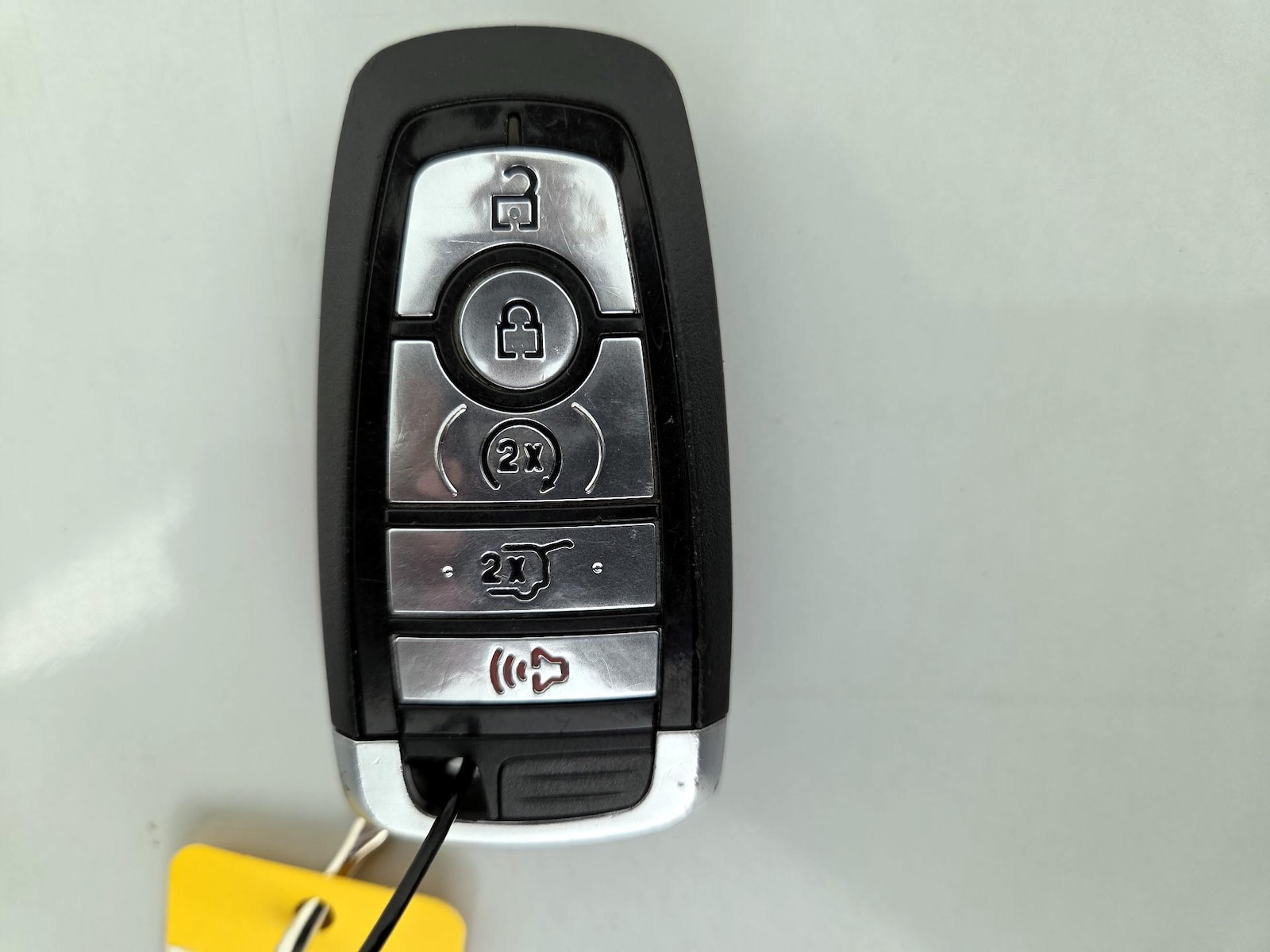 2022 Ford Edge Titanium - Photo 24