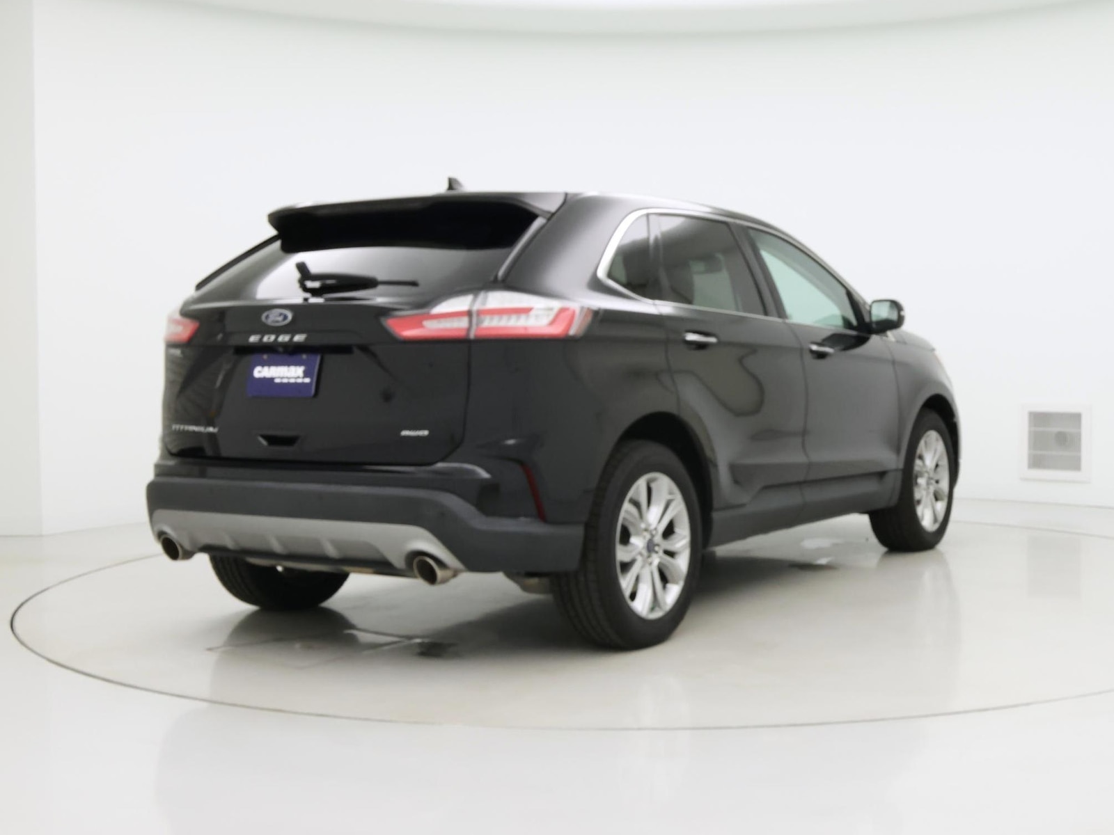 2022 Ford Edge Titanium - Photo 9
