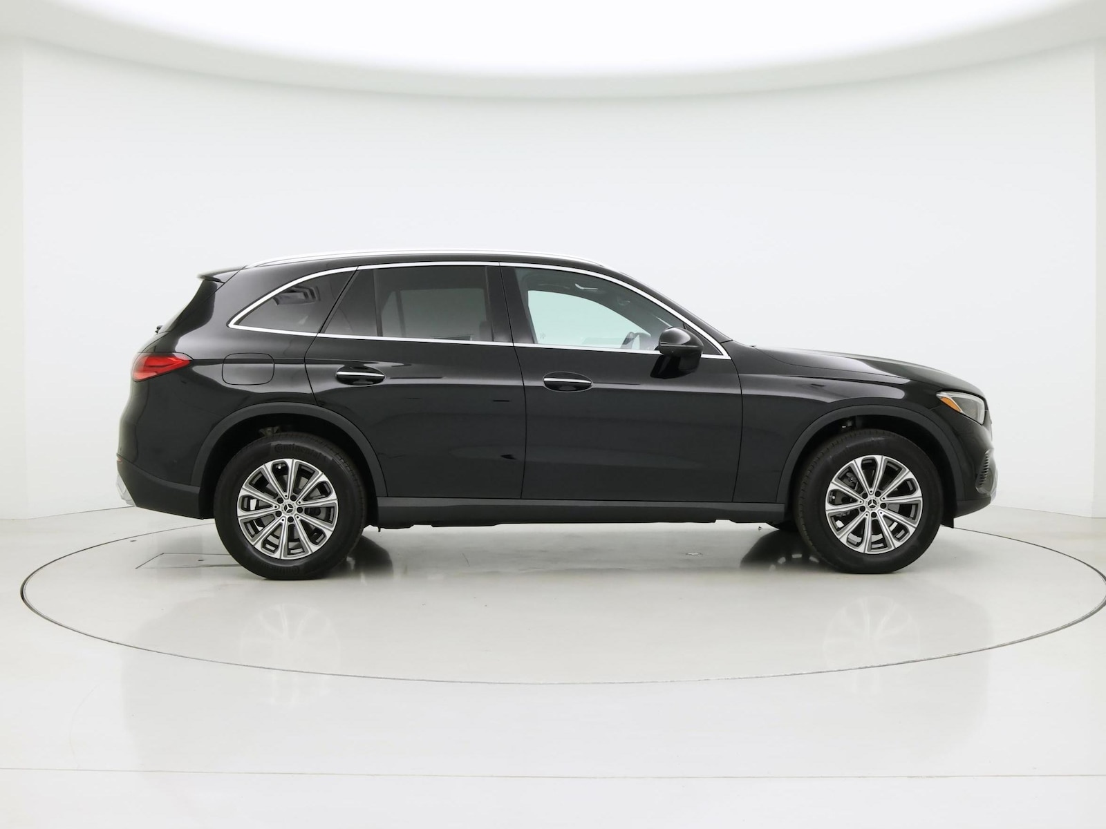 2023 Mercedes-Benz GLC GLC300 - Photo 8
