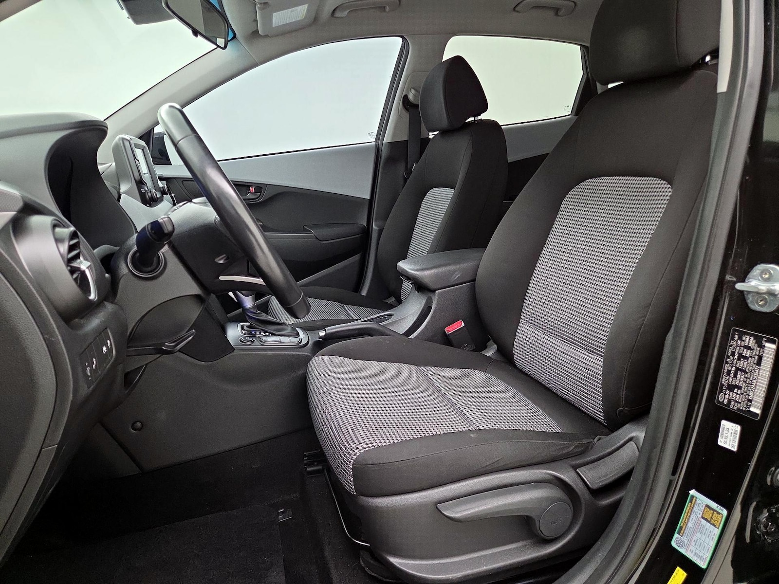 2020 Hyundai Kona SEL - Photo 12
