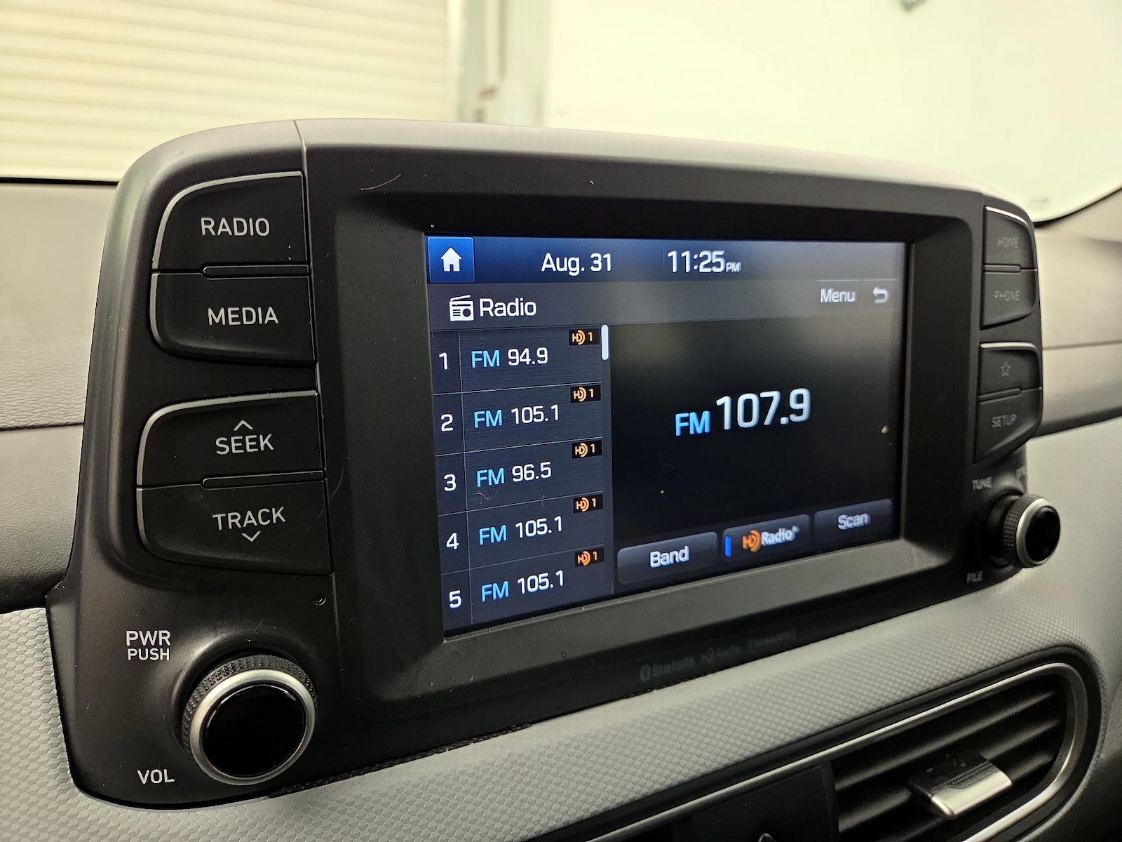 2020 Hyundai Kona SEL - Photo 16