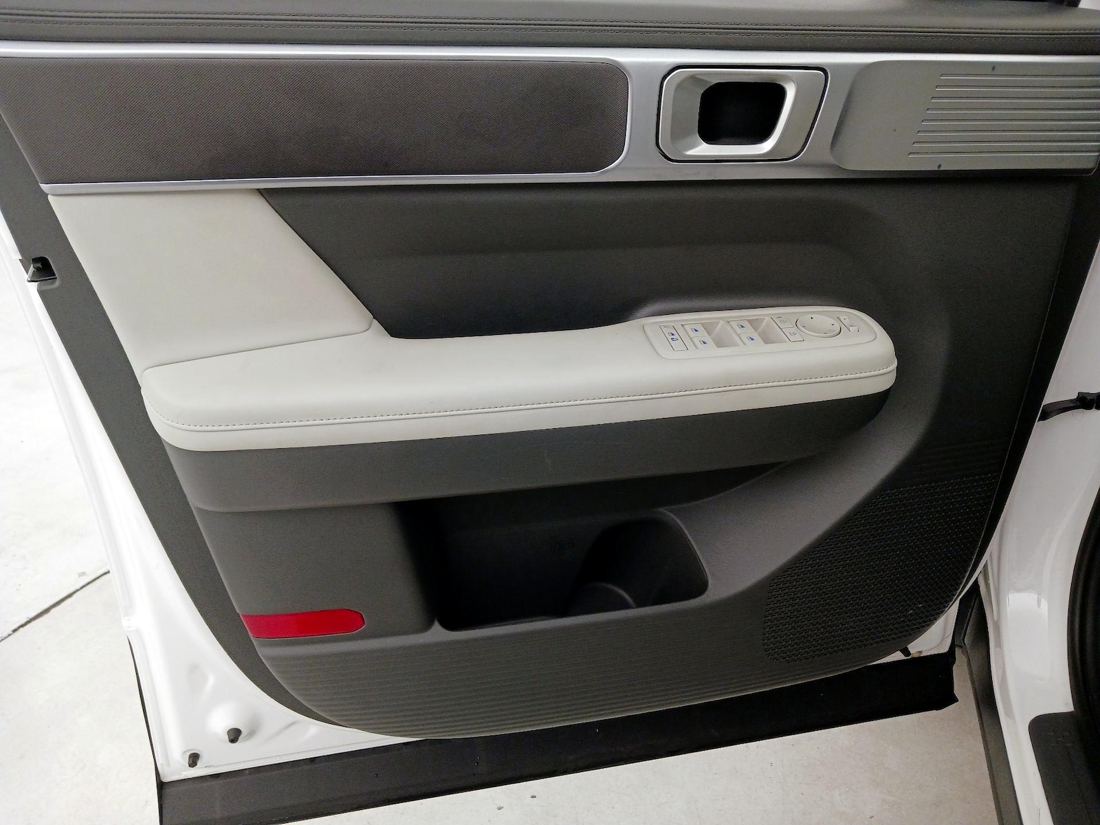 2025 Hyundai Santa Fe SEL - Photo 13