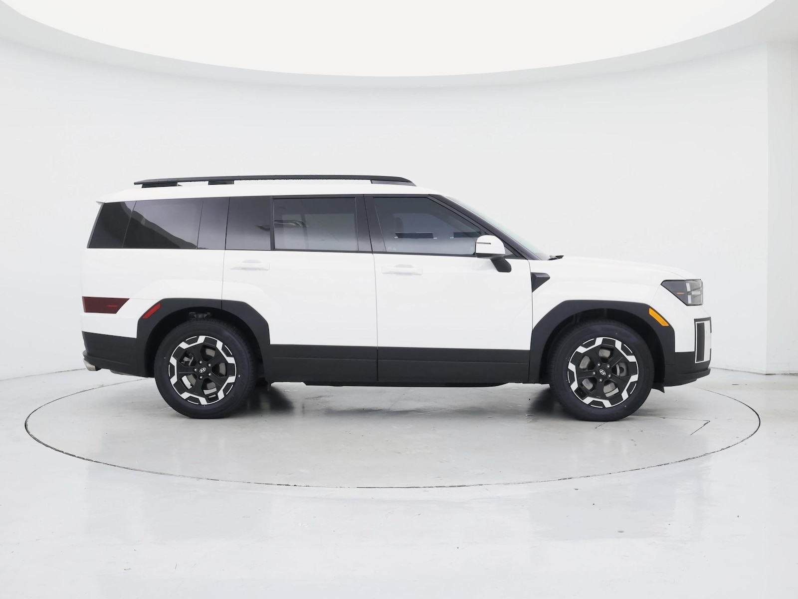 2025 Hyundai Santa Fe SEL - Photo 8
