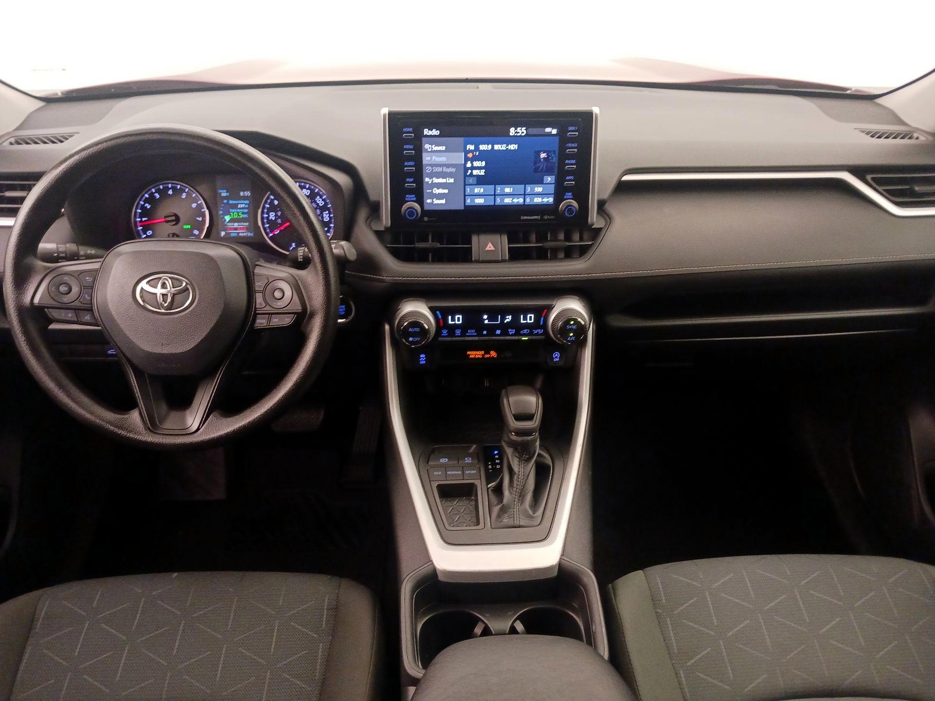 Thumbnail: 2021 Toyota RAV4 - 9