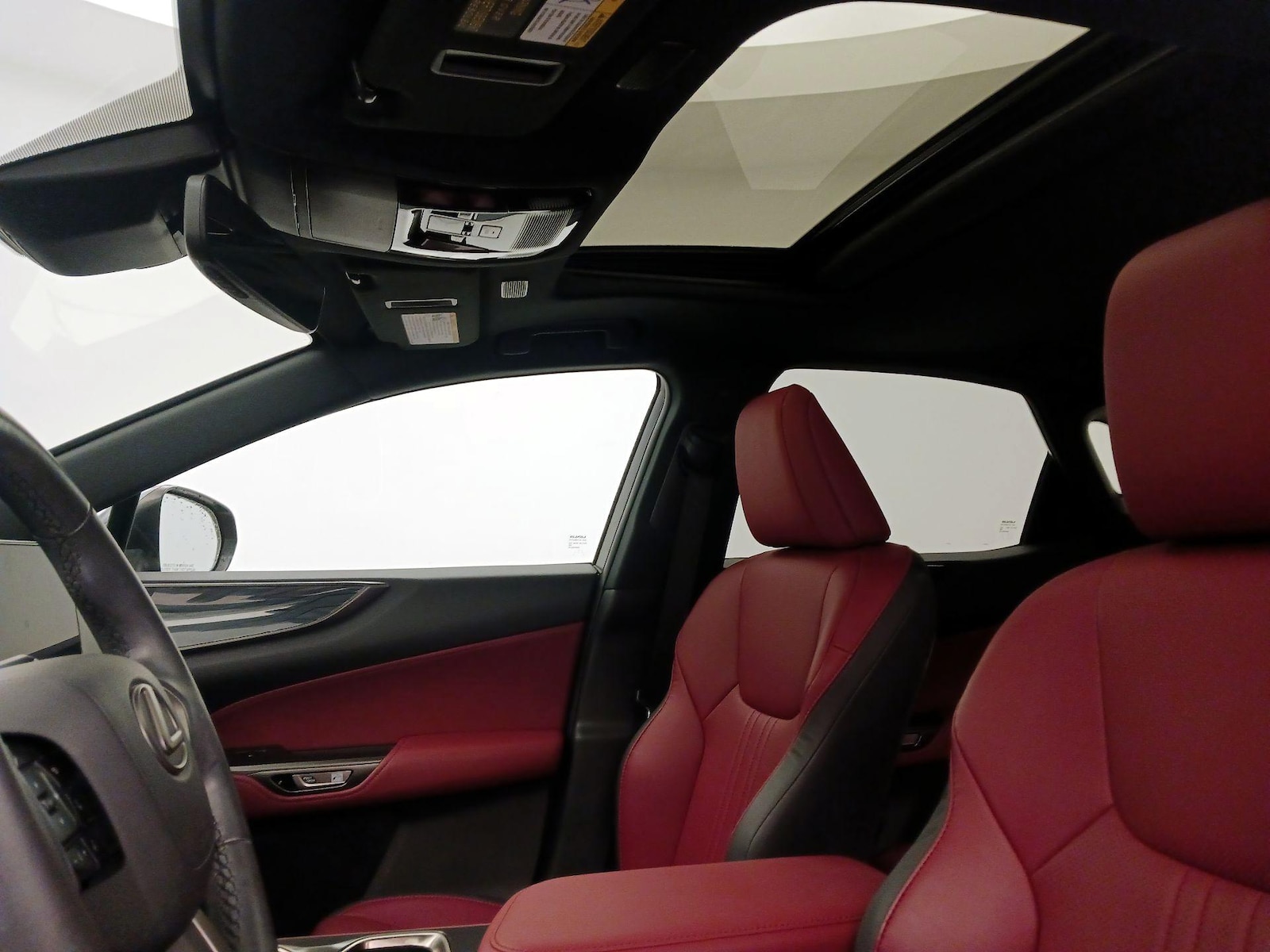 Sunroof(s) & Overhead Airbags