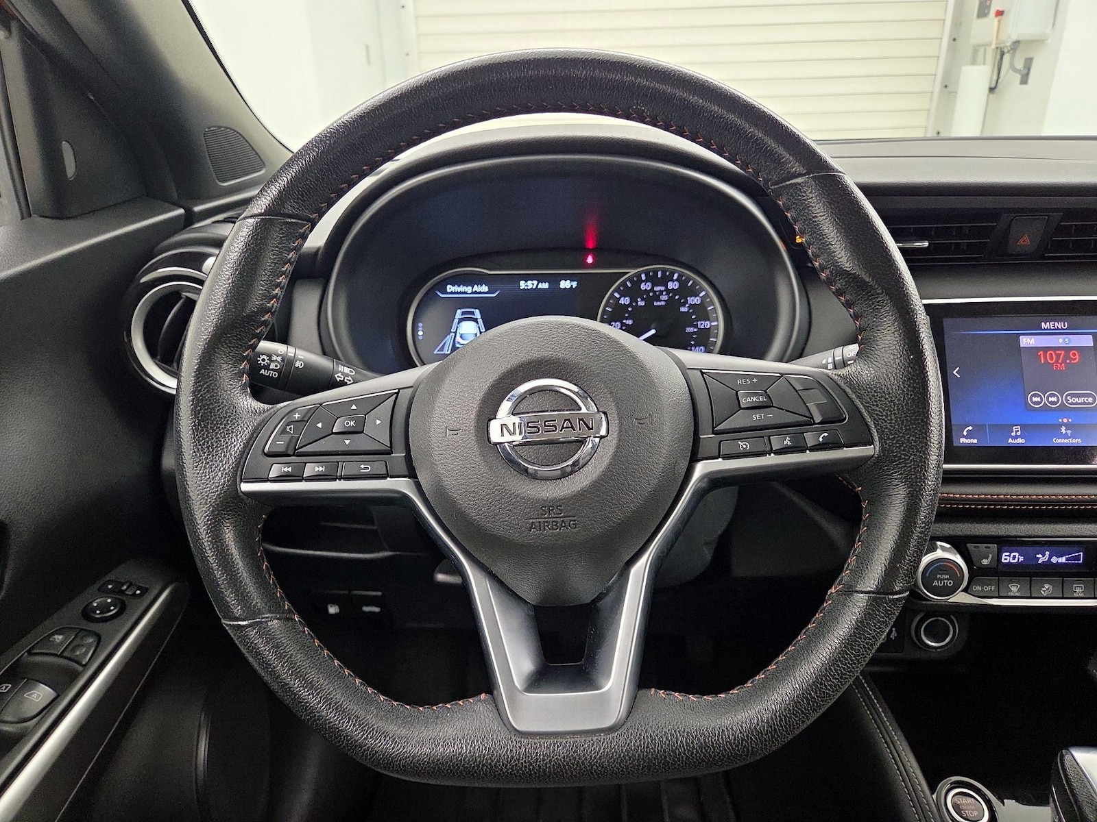 2020 Nissan Kicks SR - Photo 11
