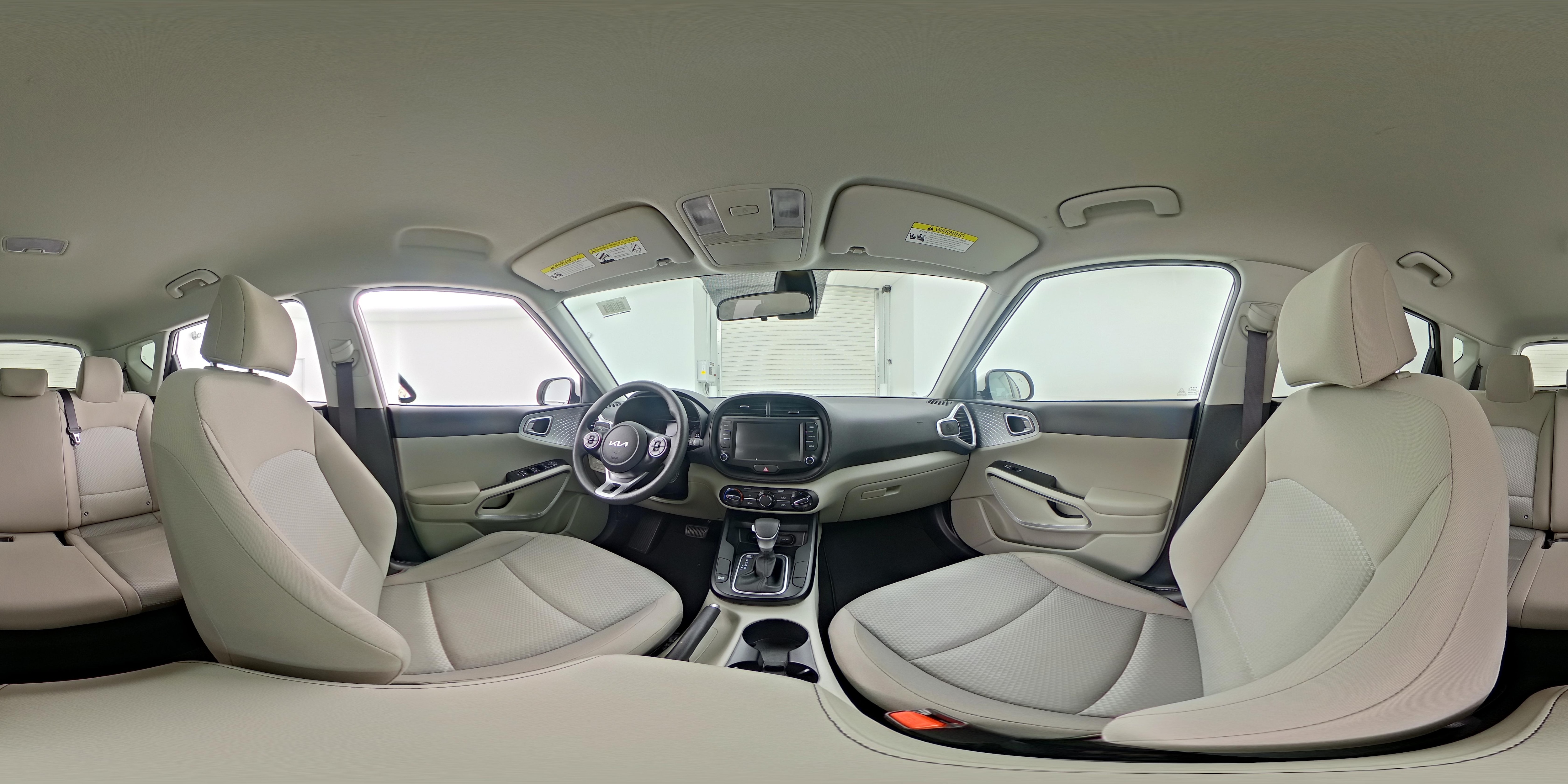 2022 Kia Soul LX - Photo 25