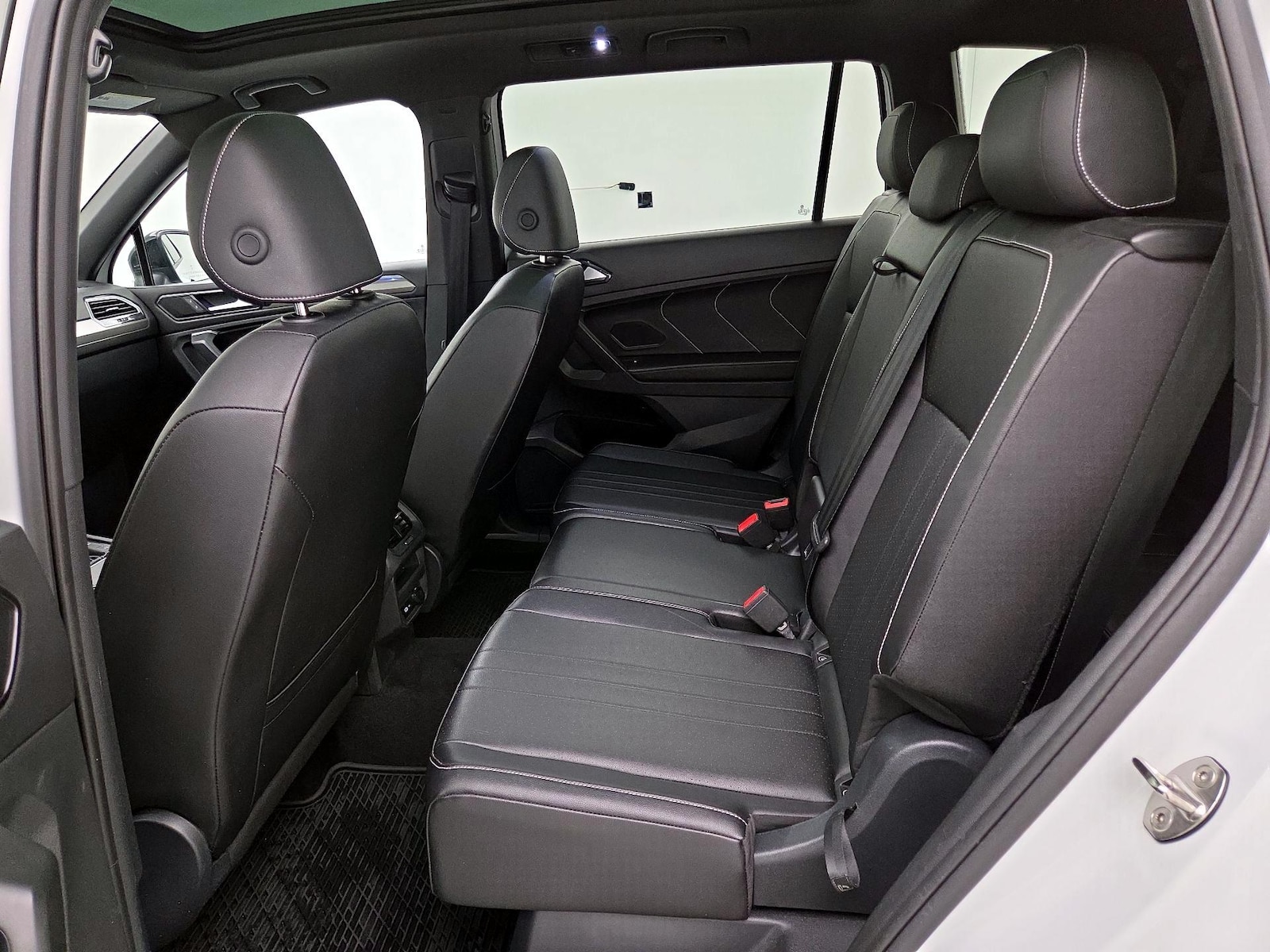2024 Volkswagen Tiguan SE R-LINE BLACK - Photo 21