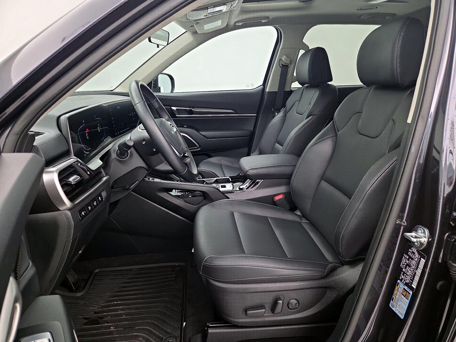 Thumbnail: 2025 Kia Telluride - 11